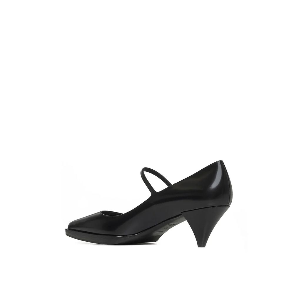 Prada black calfskin pumps with a medium heel-3