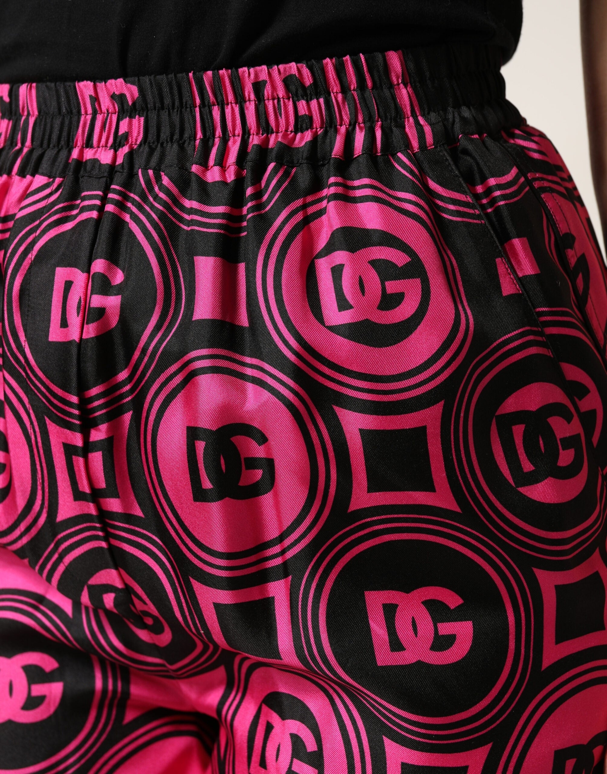 Dolce & Gabbana Black Fuchsia Silk Logo Waist Shorts-5