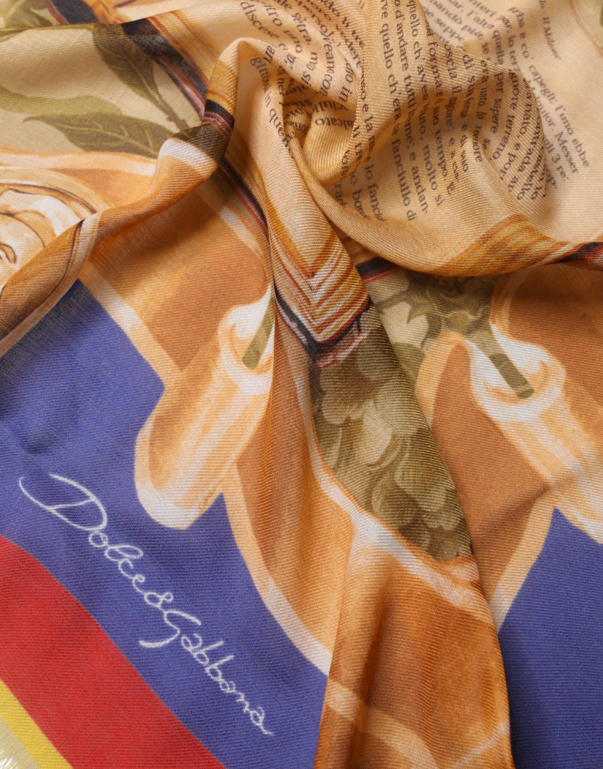 Dolce & Gabbana Mehrfarbiger Schal aus Italien/China 140cm x 130cm-4