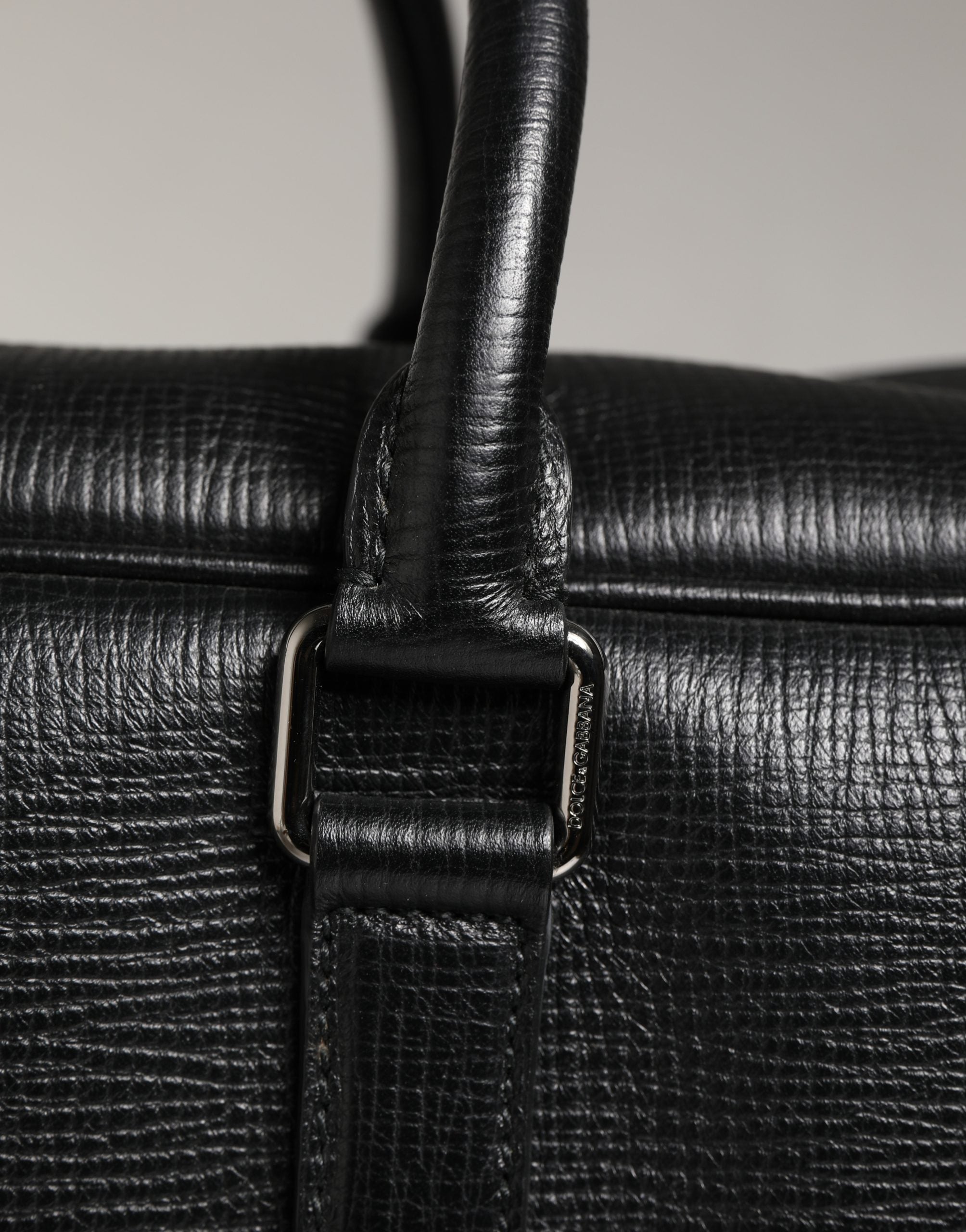 Dolce & Gabbana Schwarze Leder-Weekender-Tasche mit Auto-Applikation-7