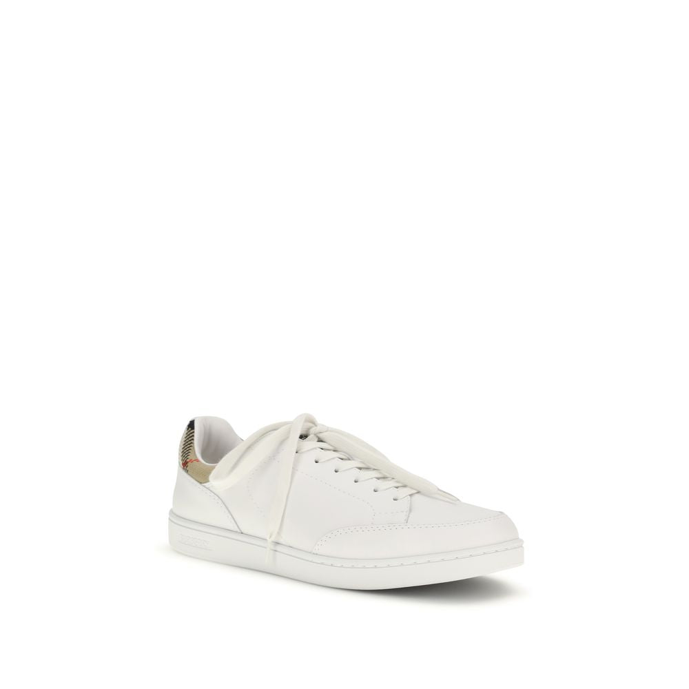 Burberry white low-top sneakers in calfskin leather Bos Taurus-2
