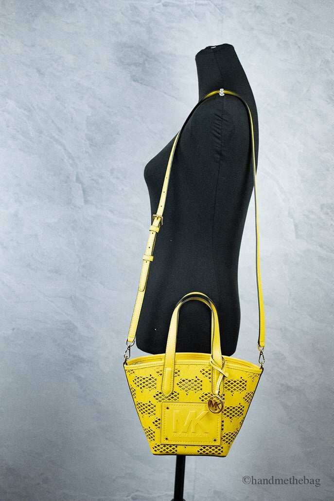 Michael Kors Kimber Small Daffodil Leather 2-in-1 Zip Pouch Crossbody Wallet-2