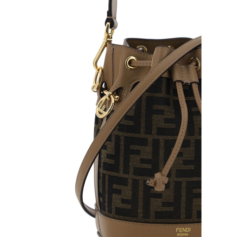 Fendi Braune Mon Tresor Mini Bucket Bag aus Raffia-4