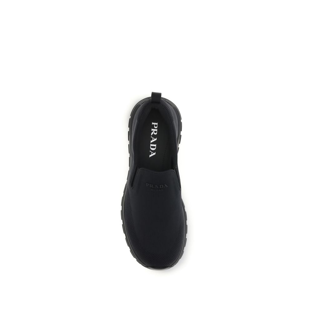 Prada Schwarze Low-Top-Sneaker aus Stoff-4