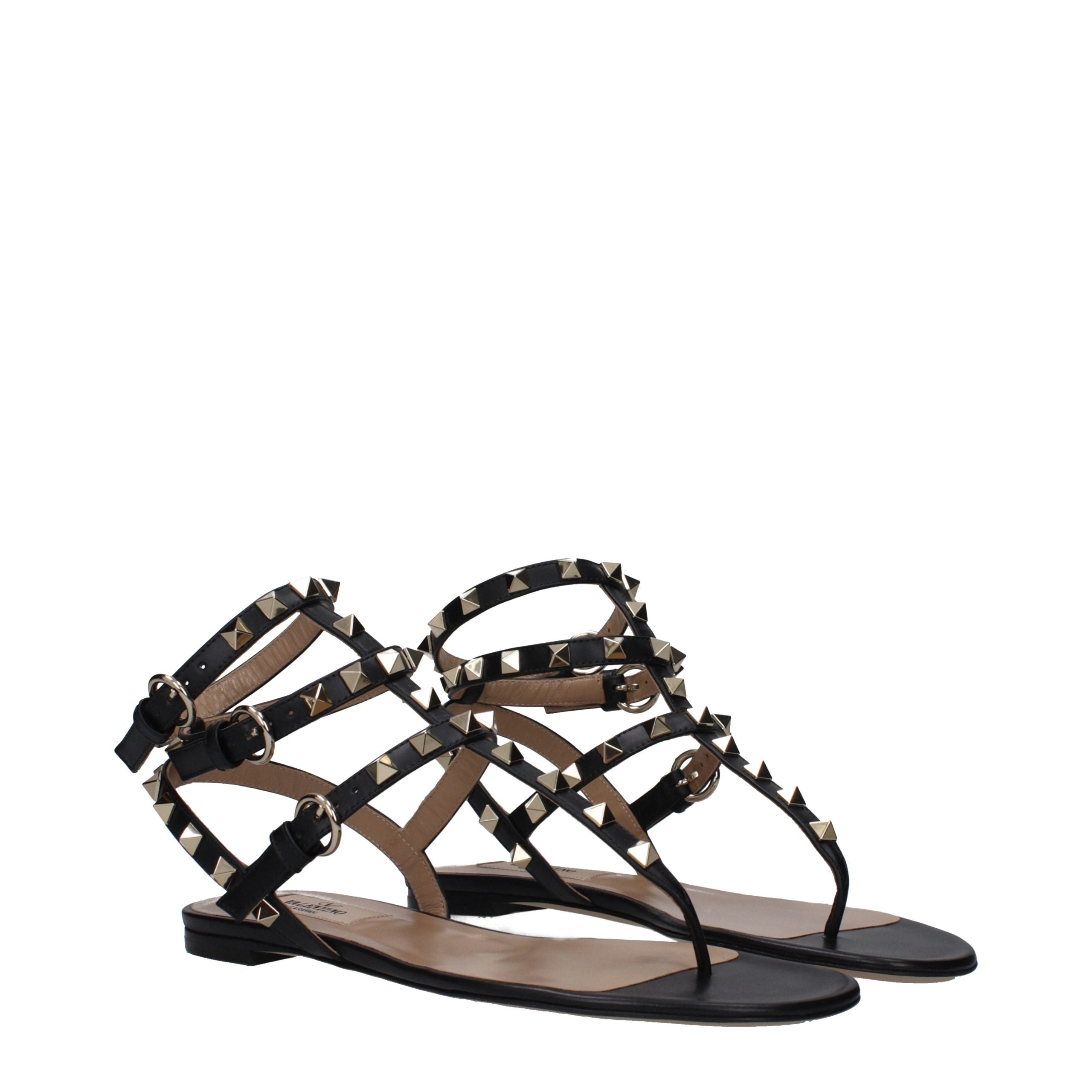 Valentino Garavani Black Leather Flip-Flop Sandals-2