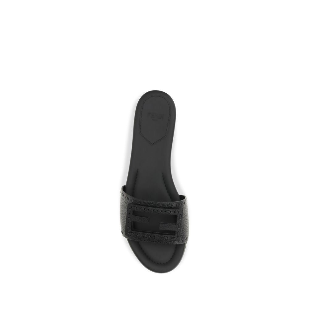 Fendi Schwarze Bos Taurus Kalbsleder-Sandalen-4