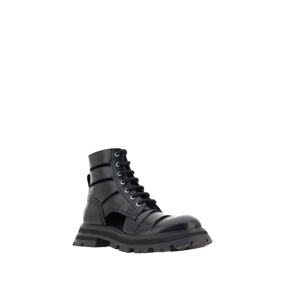 Alexander McQueen Schwarze Schnürstiefel aus Kalbsleder Bos Taurus-2