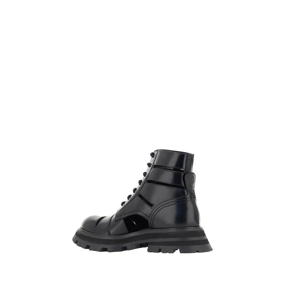 Alexander McQueen Schwarze Schnürstiefel aus Kalbsleder Bos Taurus-3