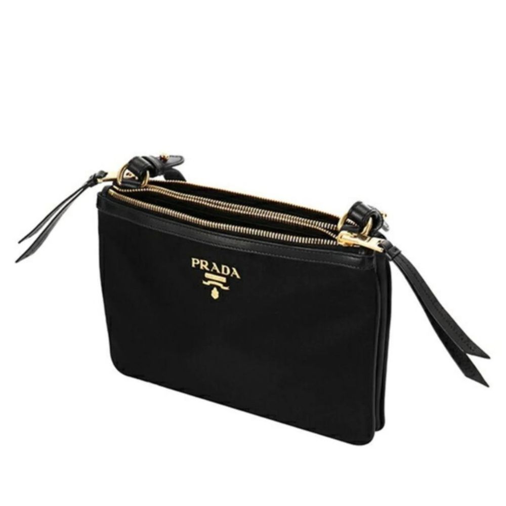 Prada Schwarze Nylon Umhängetasche-3