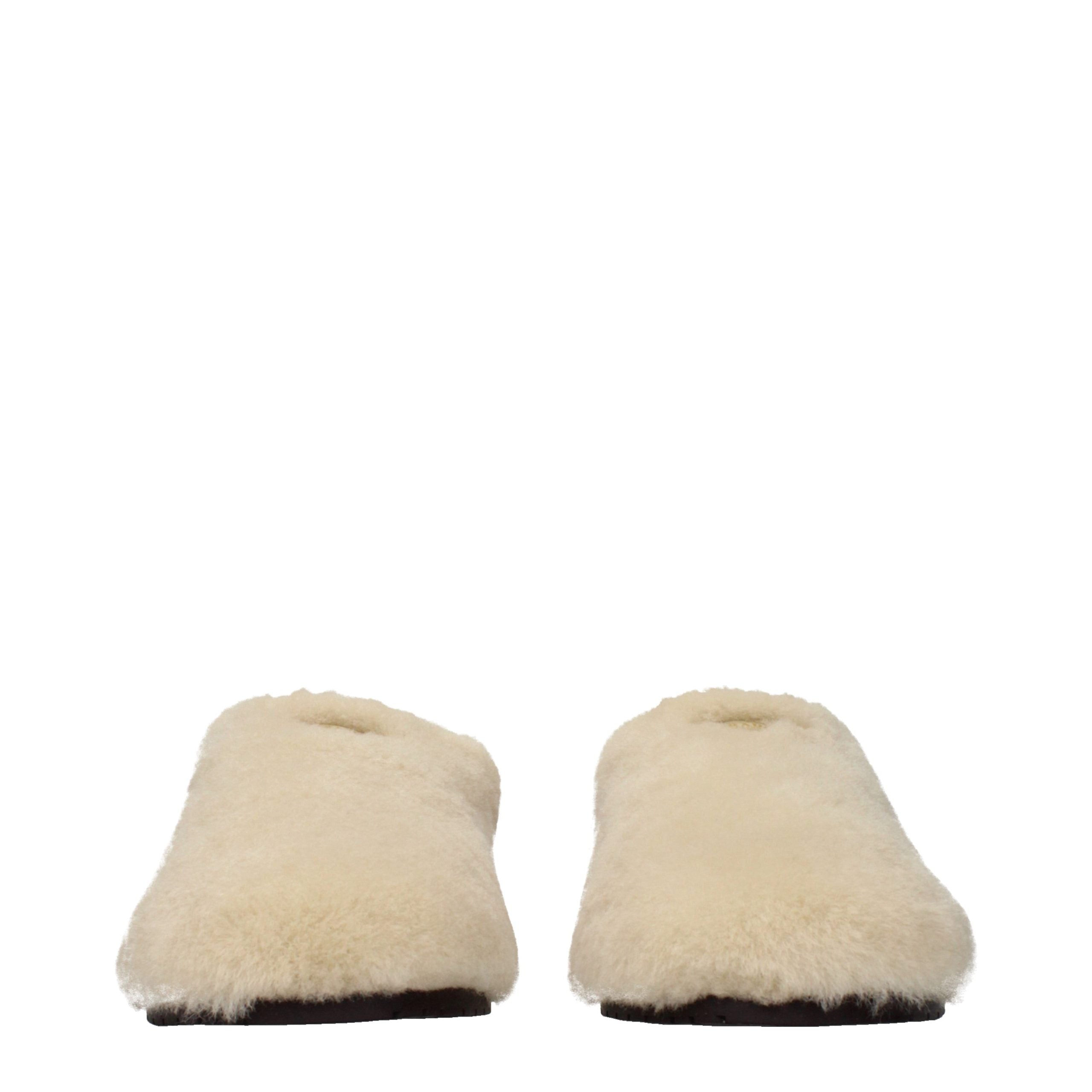 Prada Beige Pelz-Hausschuhe-3