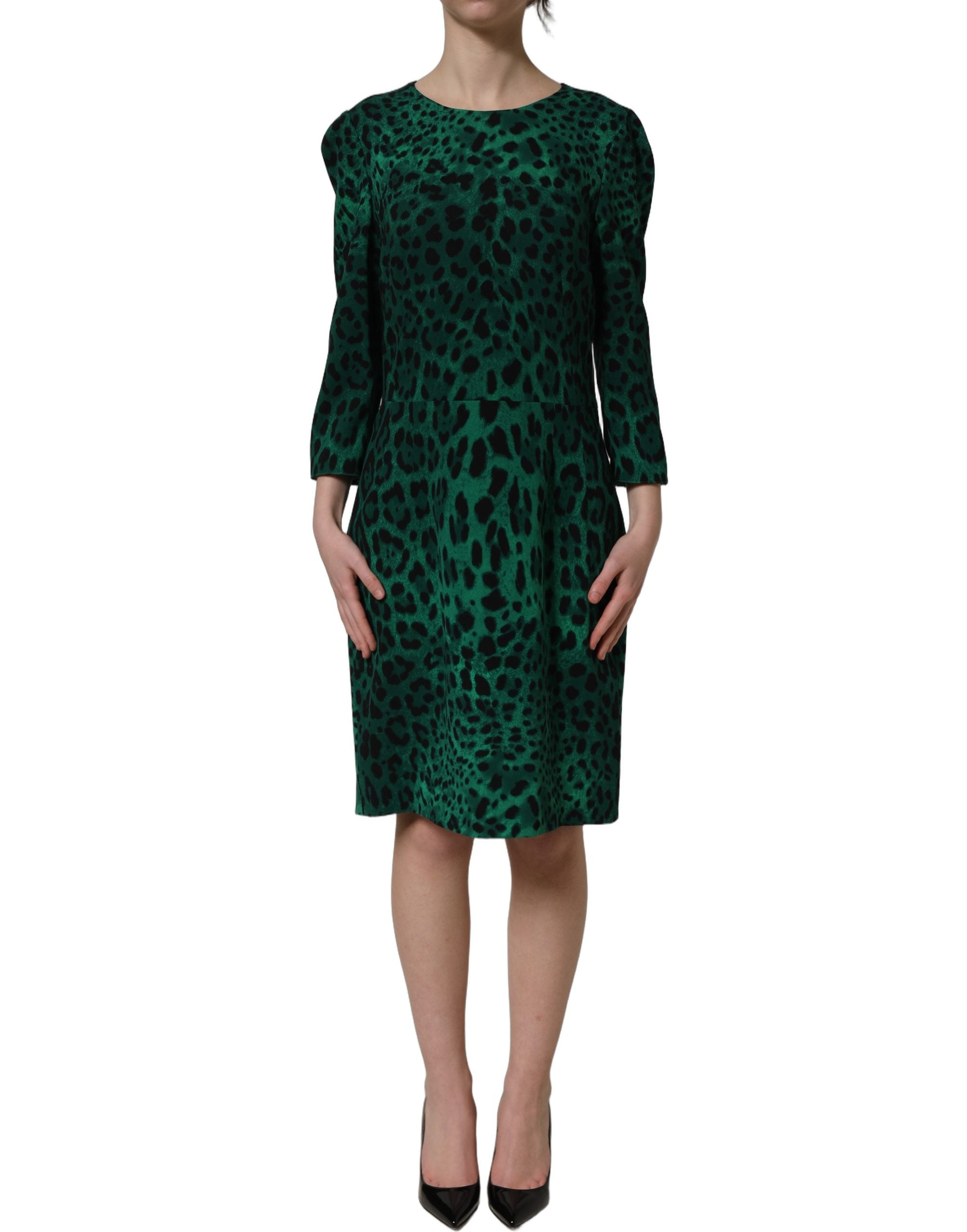 Dolce & Gabbana Knielanges Kleid mit grünem Leopardenmuster aus Seide-2