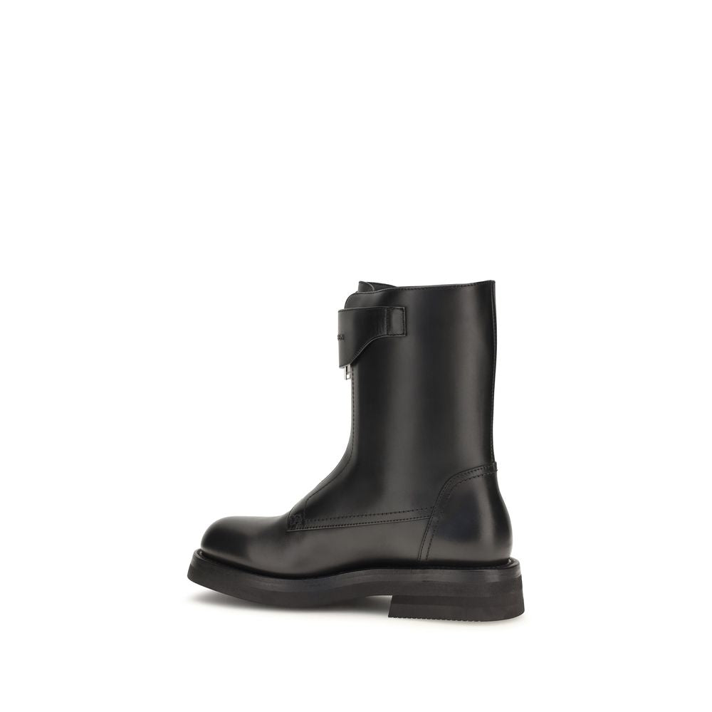 Alexander McQueen Schwarze Schnürstiefel aus Kalbsleder Bos Taurus-3