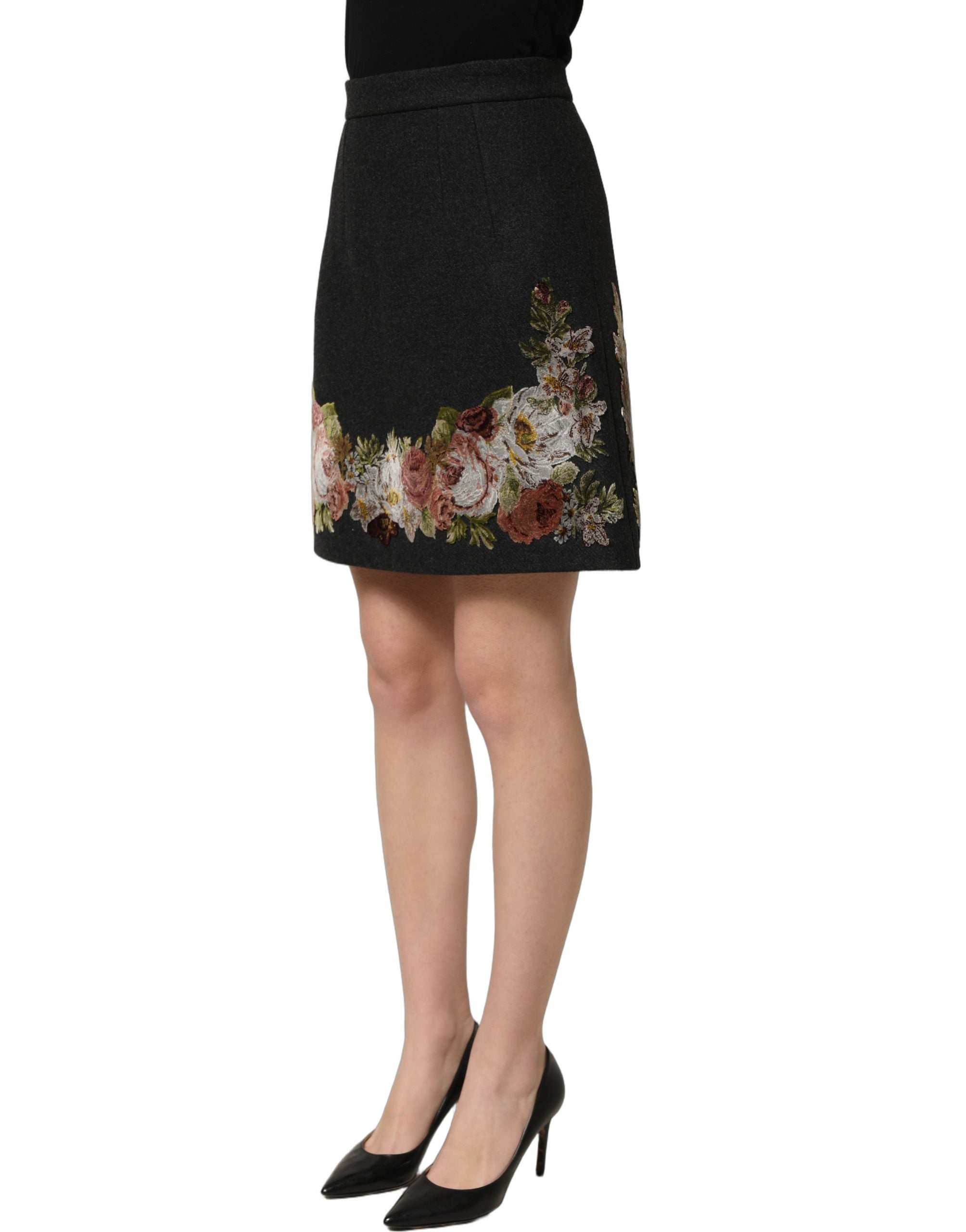 Dolce & Gabbana Schwarzer A-Linien-Rock mit Blumen-Makramee und hoher Taille-4