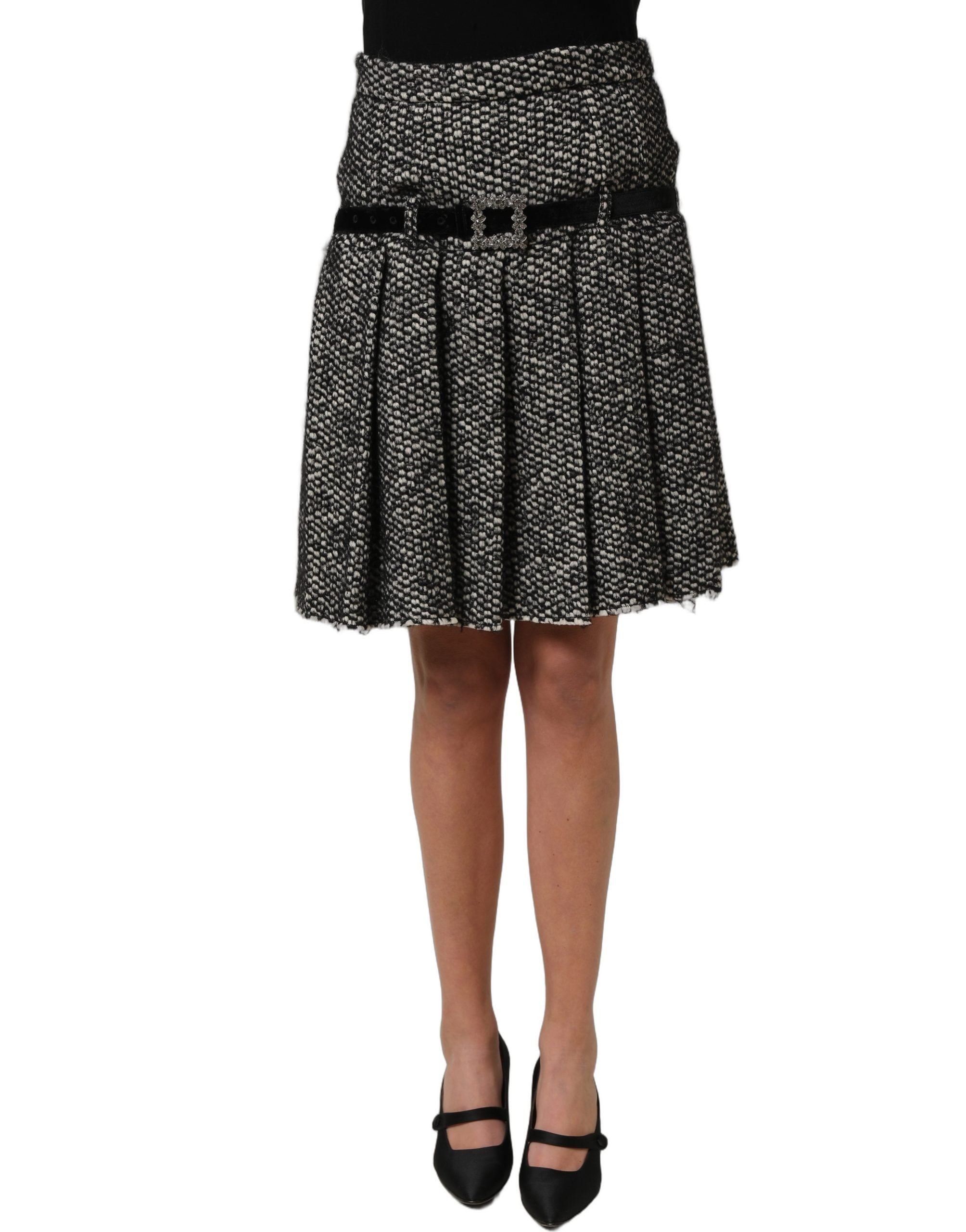 Dolce & Gabbana Minirock aus Tweed in Schwarz-Weiß mit hoher Taille und Falten-2