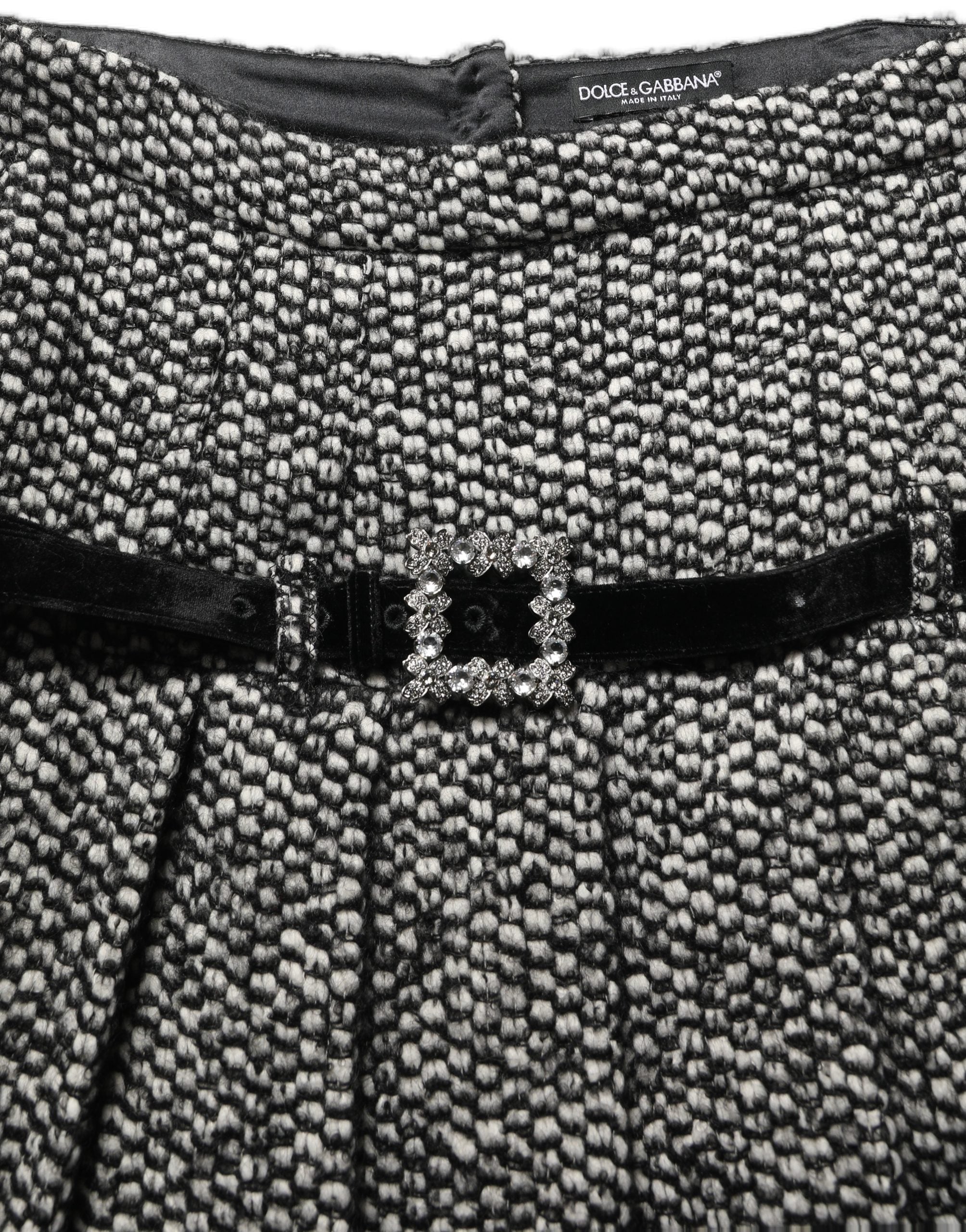 Dolce & Gabbana Minirock aus Tweed in Schwarz-Weiß mit hoher Taille und Falten-6