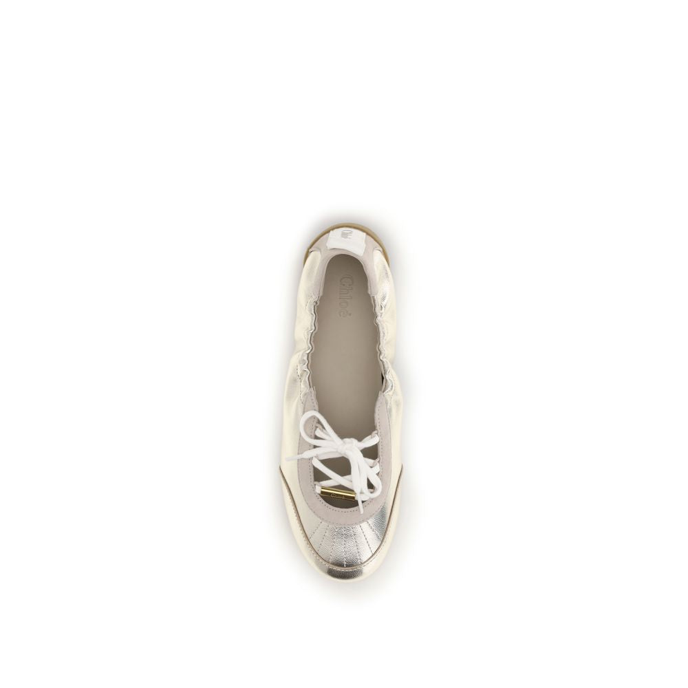 Chloé Bos Taurus Sneakers aus silbernem Kalbsleder-4