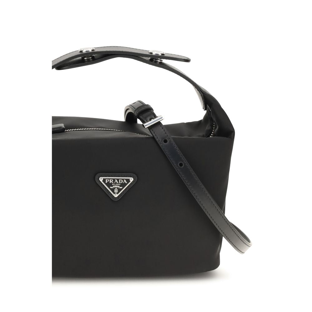 Prada Schwarze Schultertasche aus recyceltem Polyamid-4