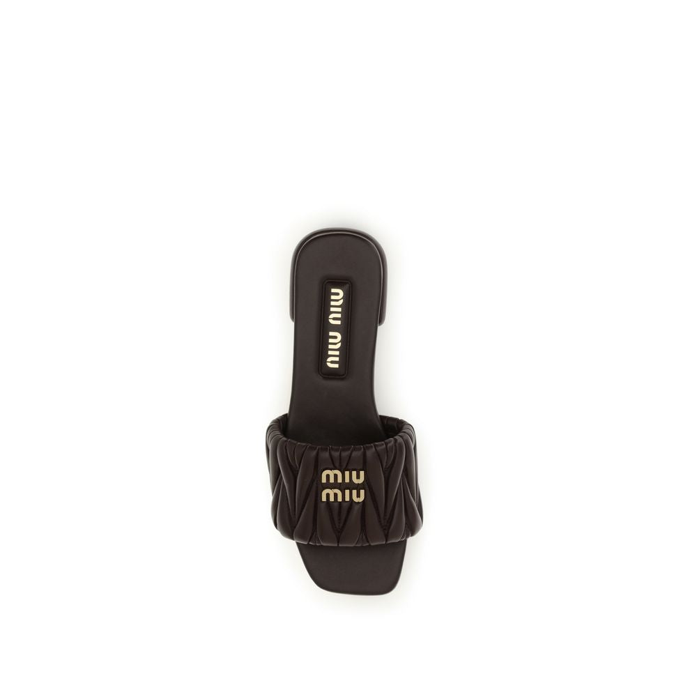 Miu Miu Braune Kalbsleder Bos Taurus Flache Sandalen-4