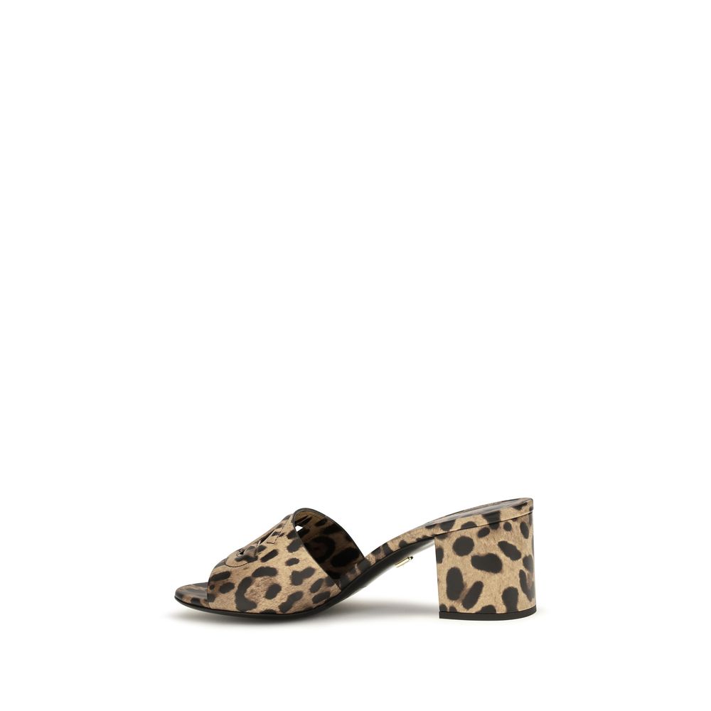 Dolce & Gabbana Beige Kalbsleder Bos Taurus Mules-3