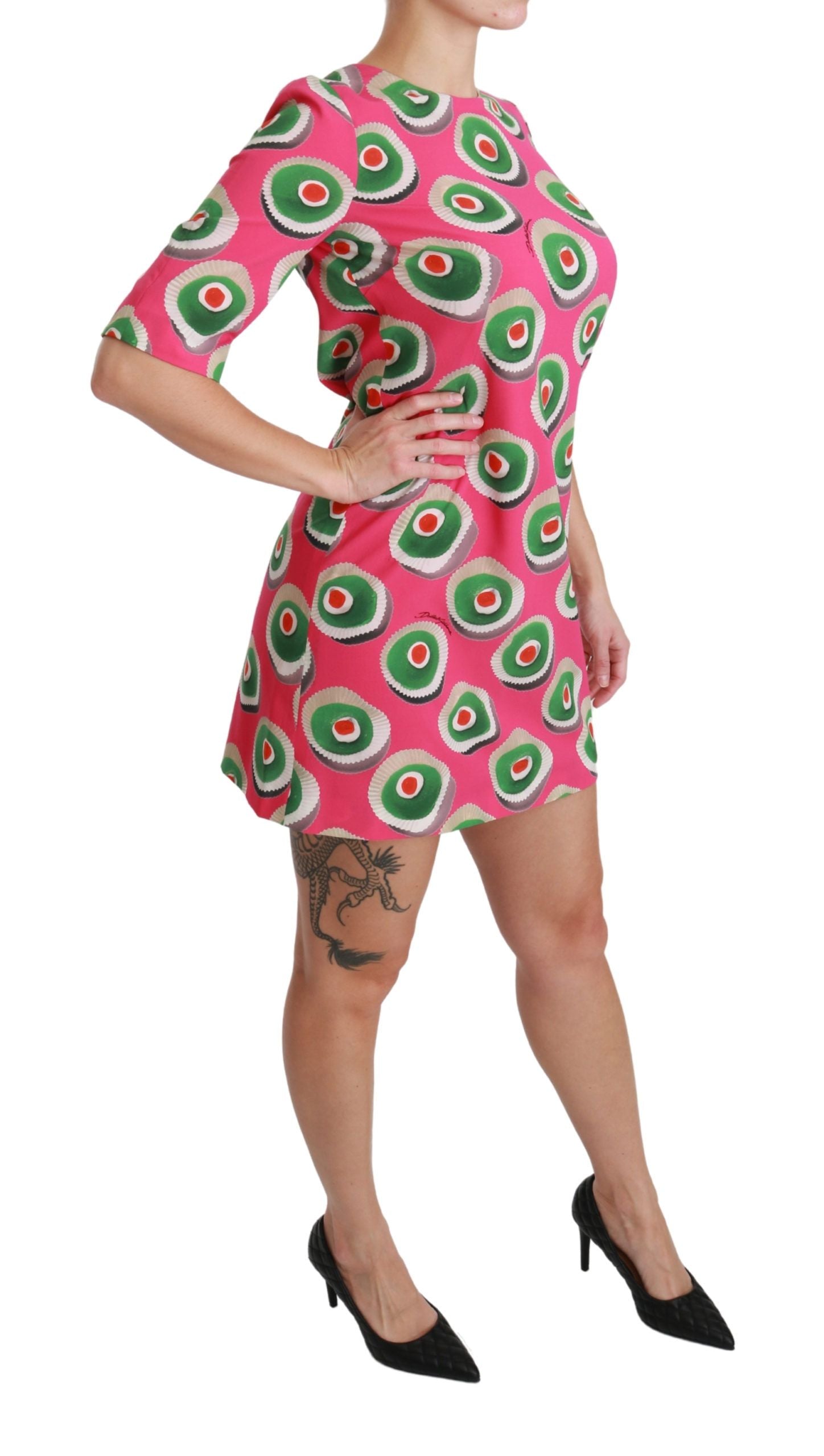 Vestido recto elástico de seda rosa con diseño de cupcakes de Dolce & Gabbana-2
