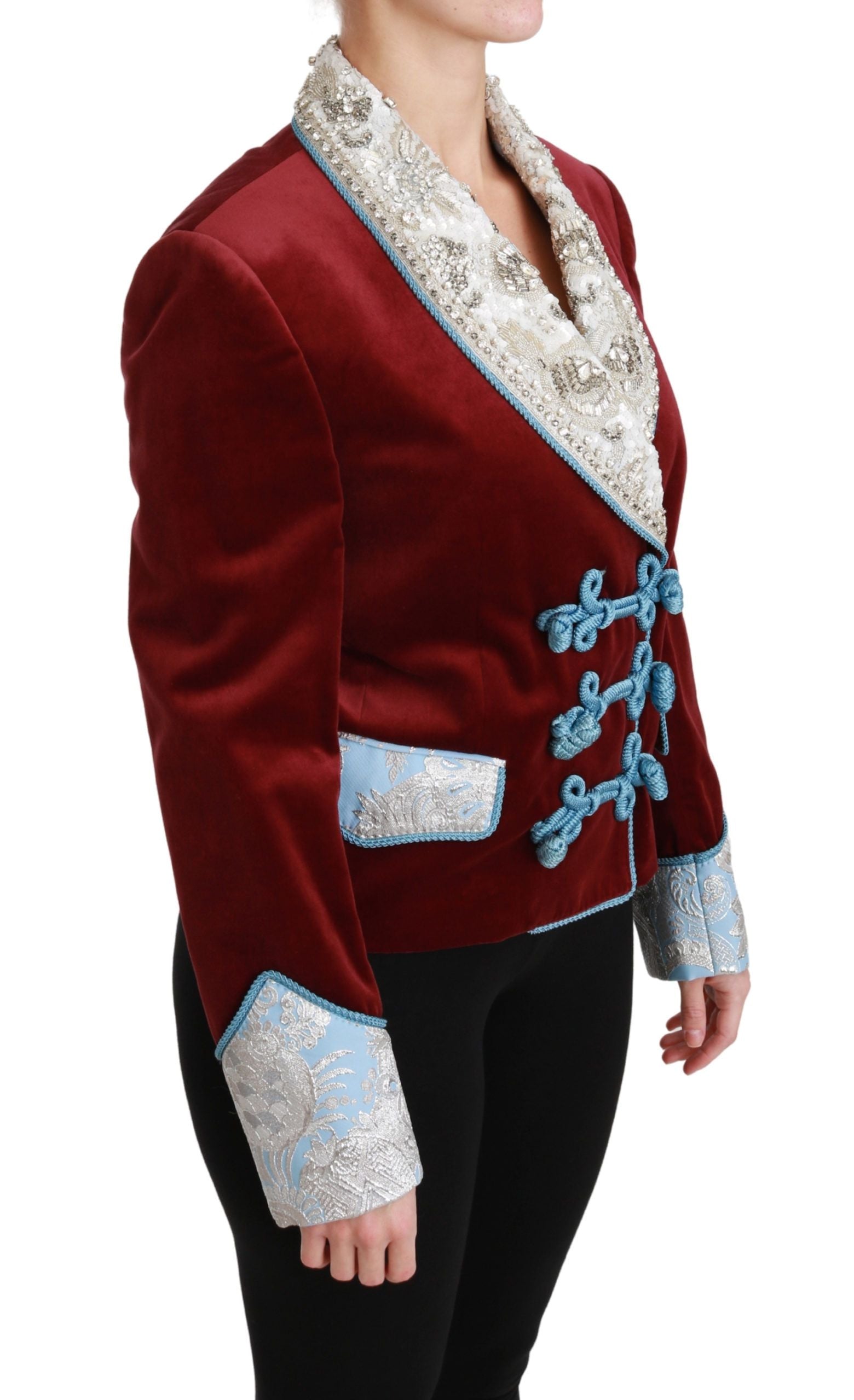 Chaqueta blazer de terciopelo rojo con cristales barrocos de Dolce & Gabbana-5