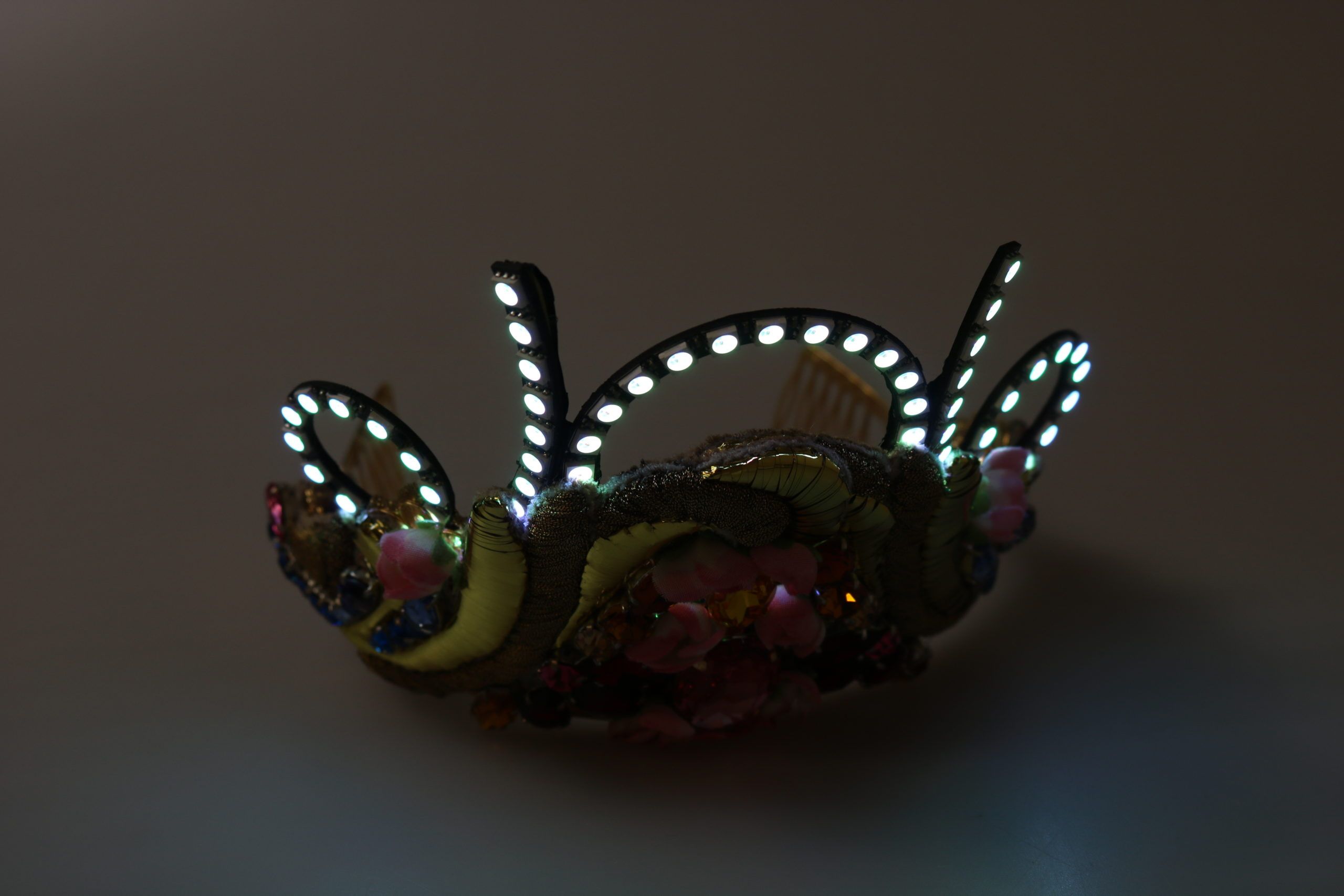 Dolce & Gabbana Gold Brass Floral Crystals LED Lights Crown Tiara Diadem-6