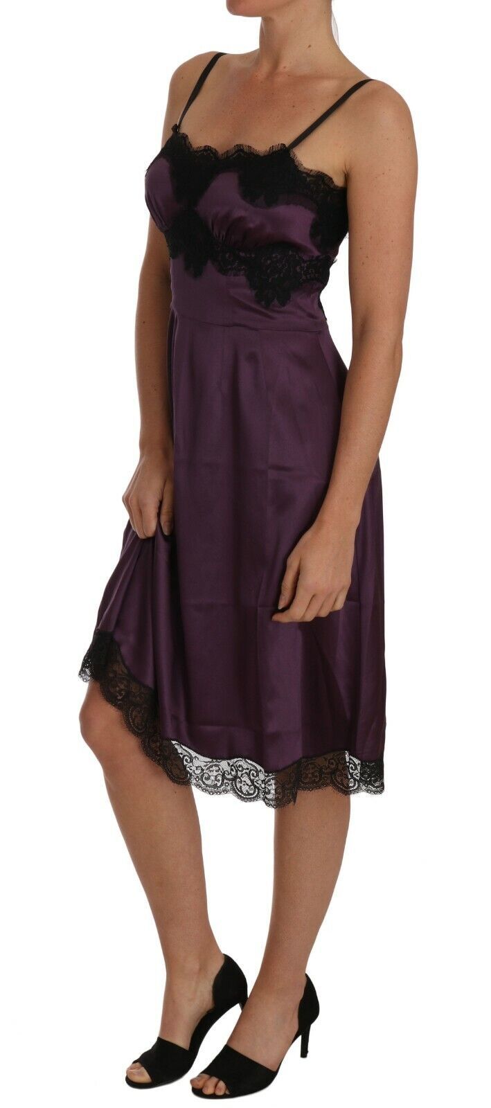 Vestido Dolce & Gabbana de seda elástica lila con encaje negro en corte A-2