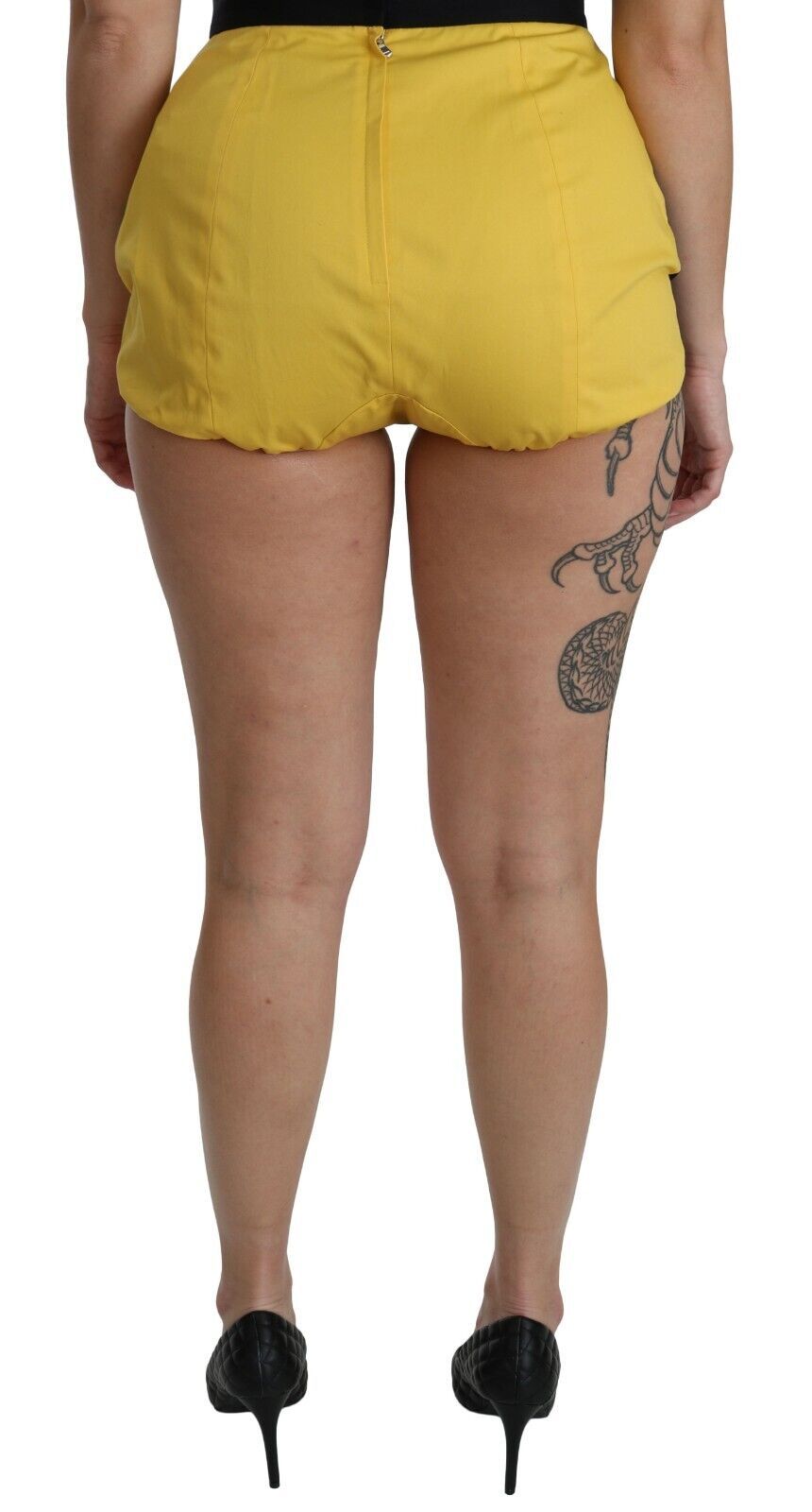 Pantalones cortos Dolce & Gabbana de algodón amarillo y negro con joyas-5
