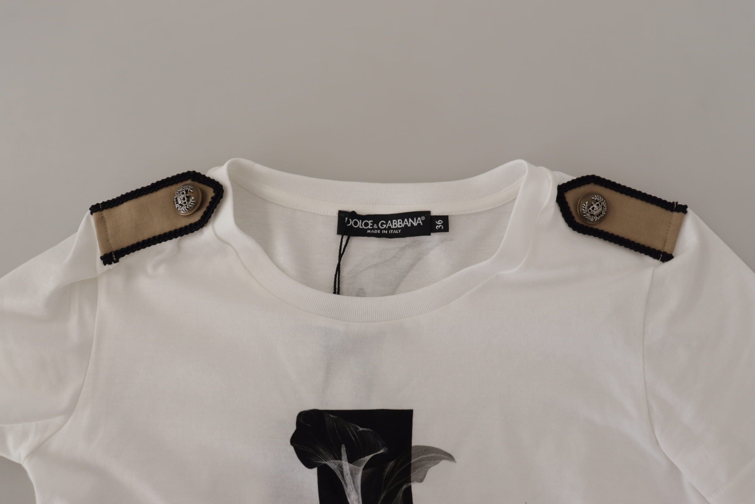 Camiseta de algodón con cuello redondo y rosas blancas y negras de Dolce & Gabbana-4