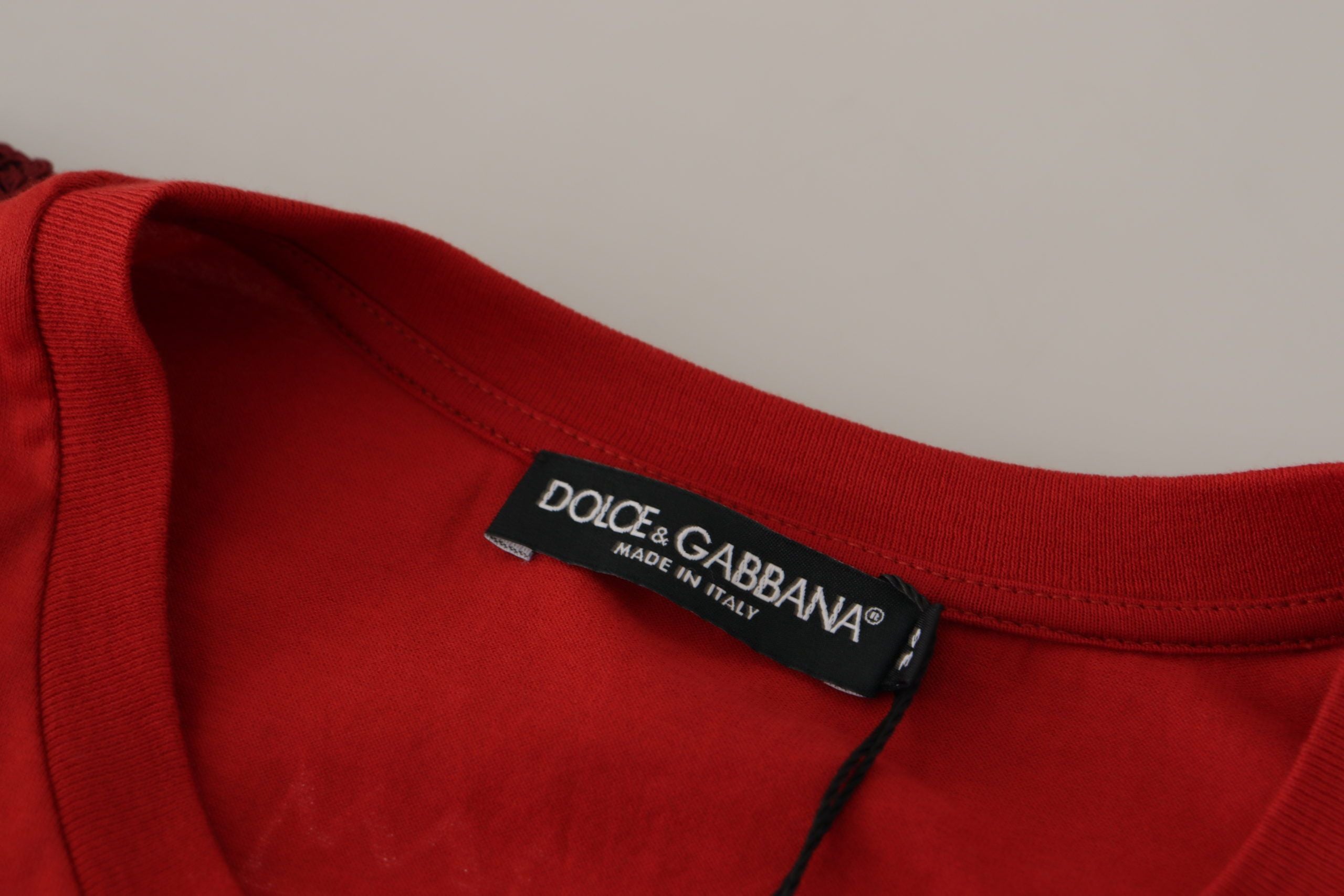 Dolce & Gabbana Red Amor Vincit Omnia T-Shirt with round neck-5