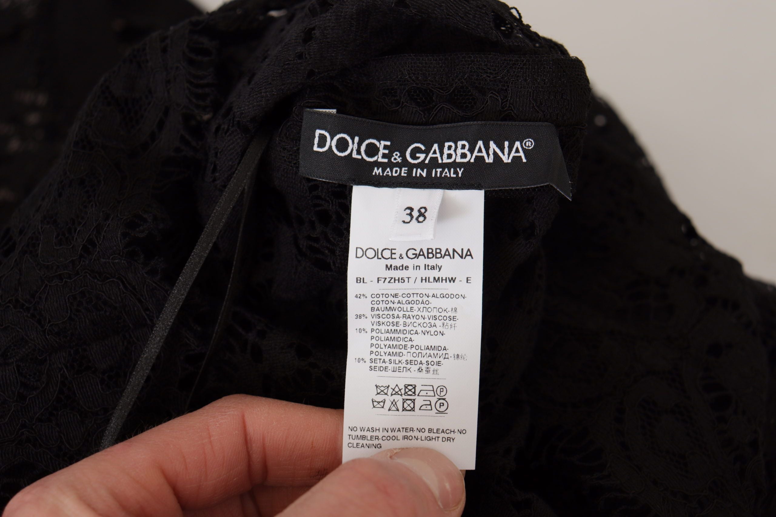 Dolce & Gabbana Black Lace Sweater with Floral Pattern Sicily Blouse-6