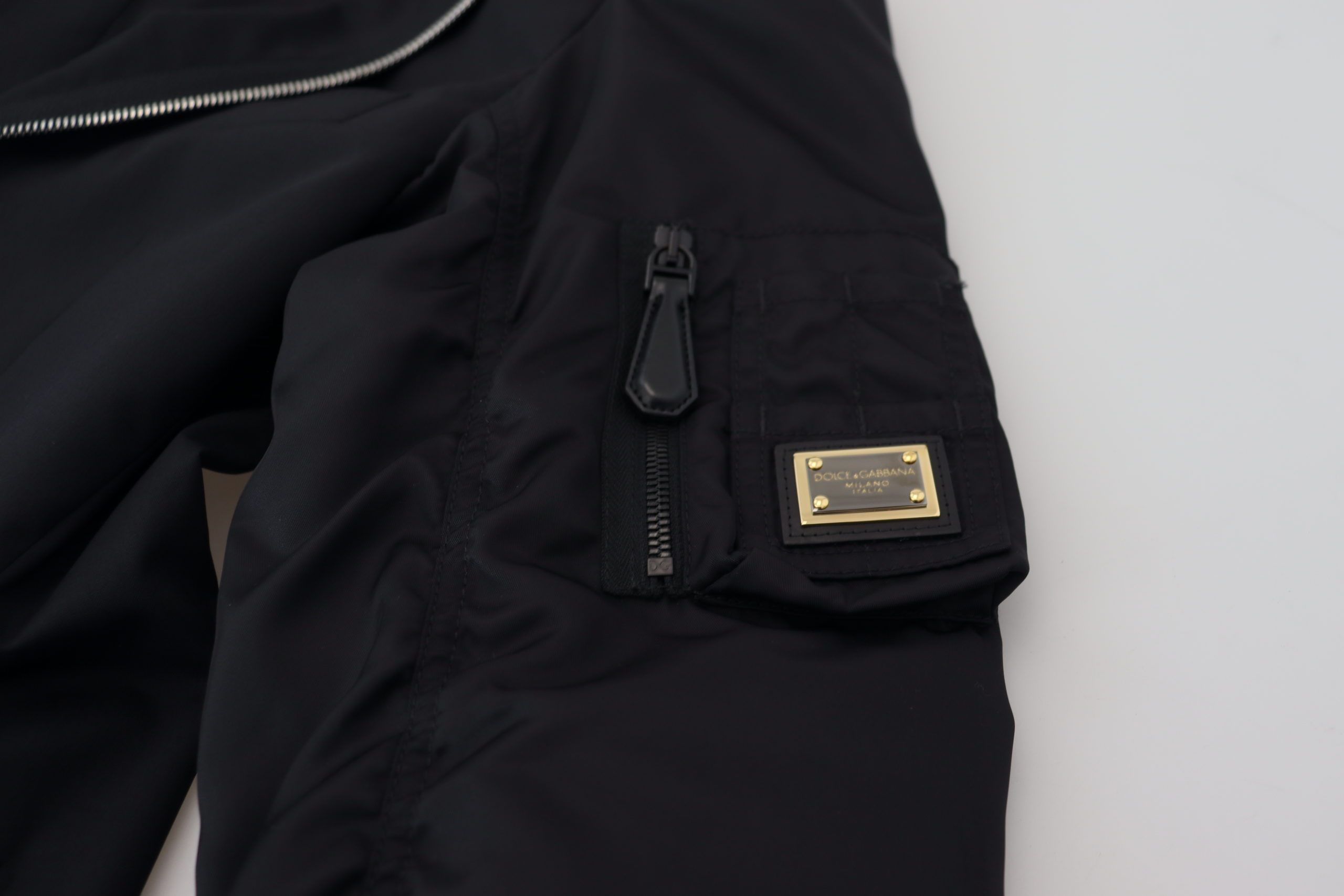 Dolce & Gabbana black long-sleeved jacket with full-length zipper in wool-8
