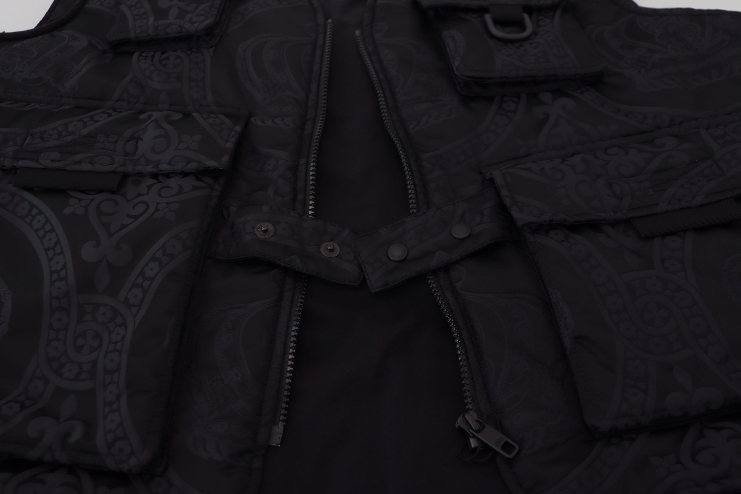 Dolce & Gabbana Schwarze ärmellose Jacke aus Nylon mit Reißverschluss-6