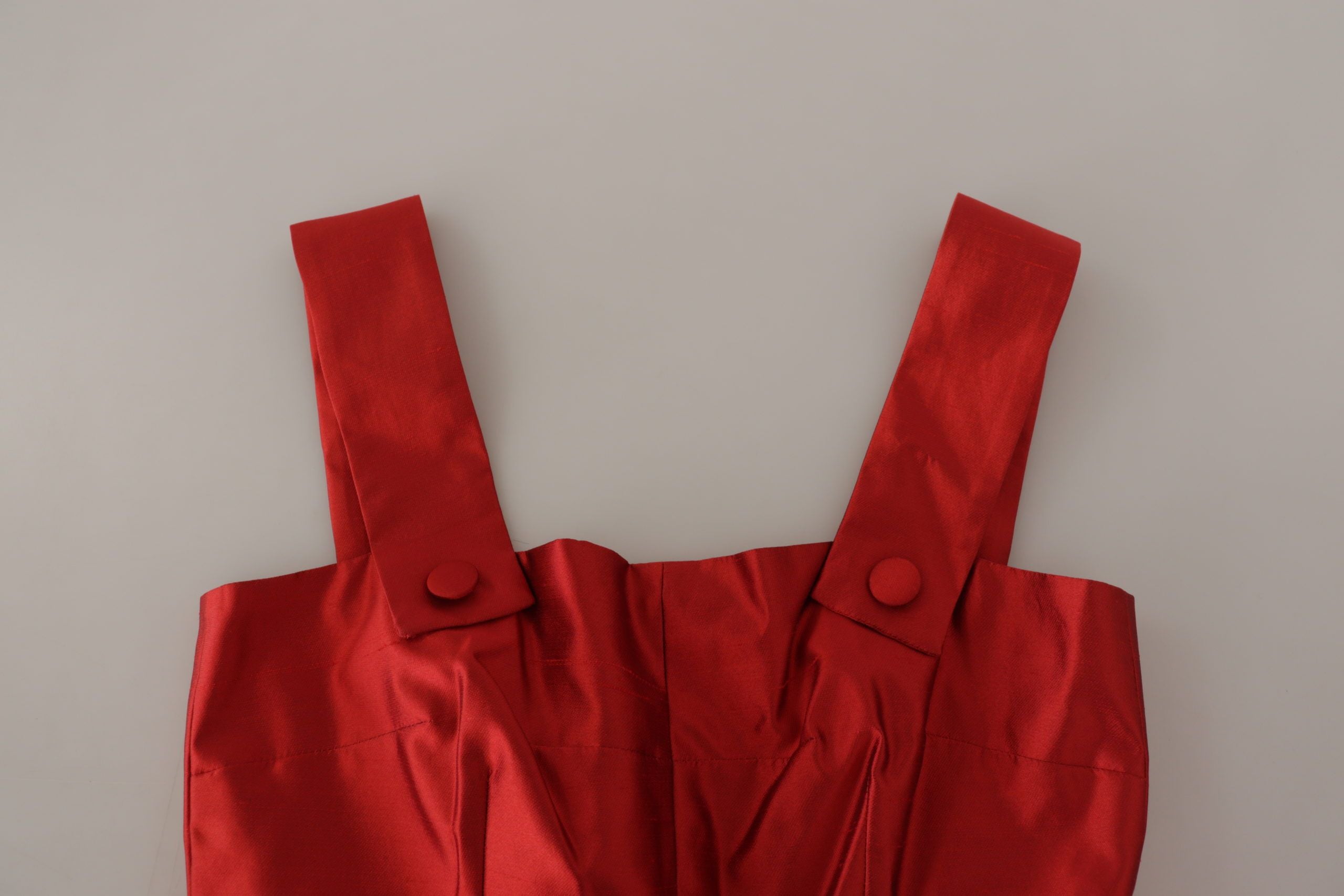 Vestido rojo de corte A de Dolce & Gabbana en satén plisado y seda-5