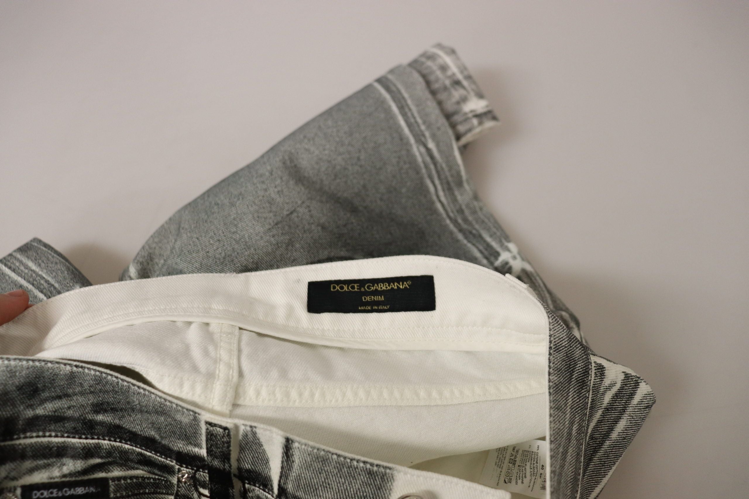 Dolce & Gabbana Graue gewaschene Denim-Hose mit hoher Taille Baumwolljeans-4