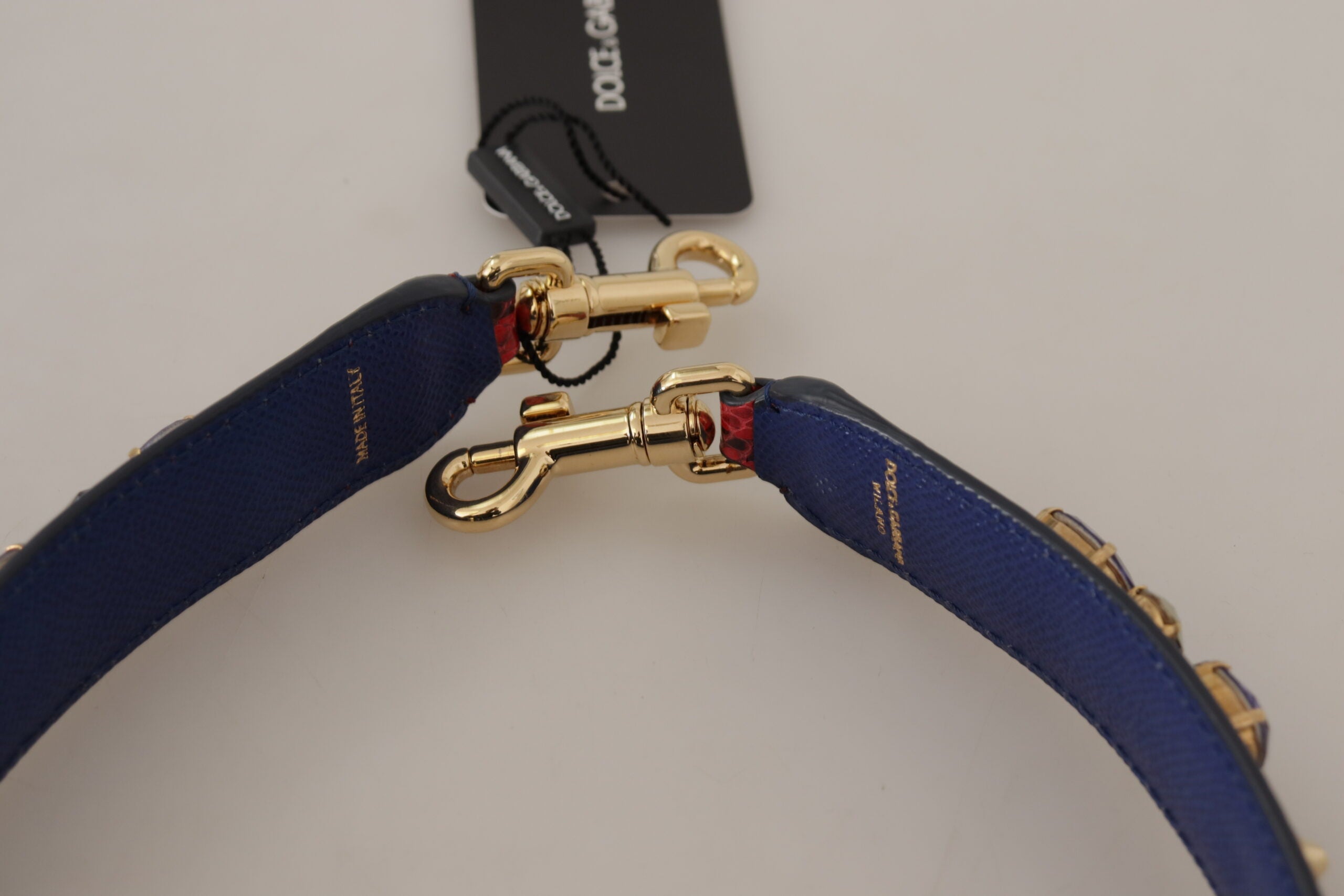 Dolce & Gabbana Rote exotische Ledertasche mit Kristallen Schulterriemen-4
