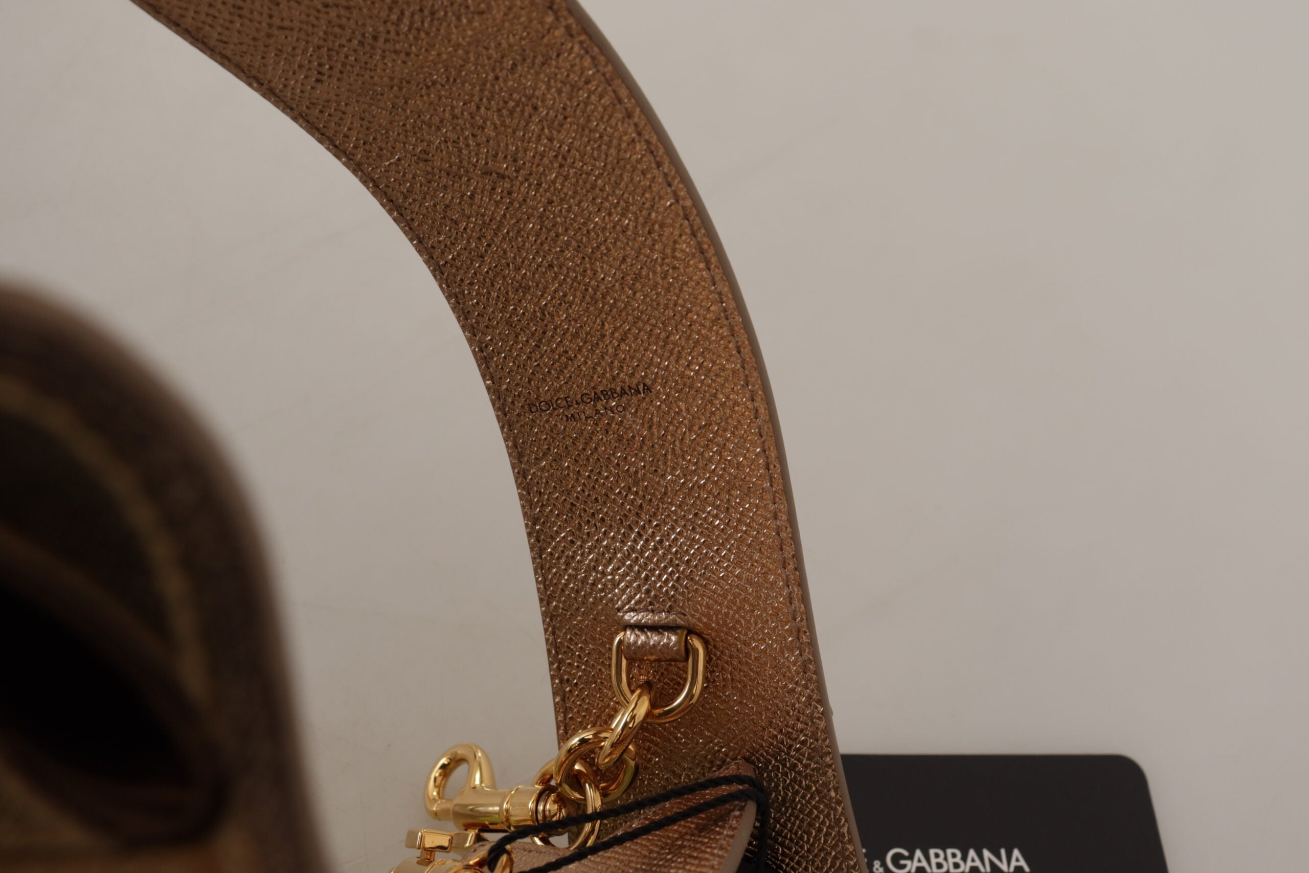 Dolce & Gabbana Gold Leder LOVE Patch Tasche Schulterriemen-3