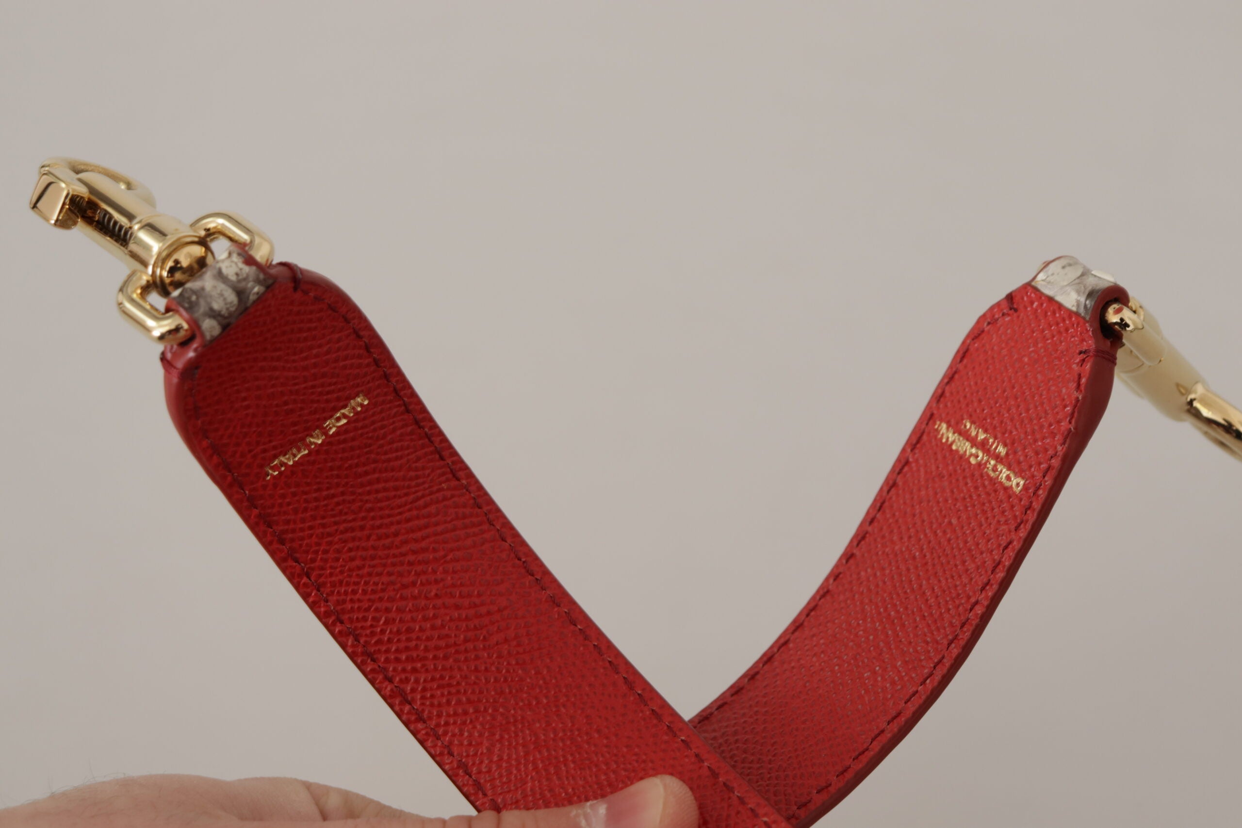 Dolce & Gabbana Beigefarbener Schulterriemen aus exotischem Leder mit Nieten-3