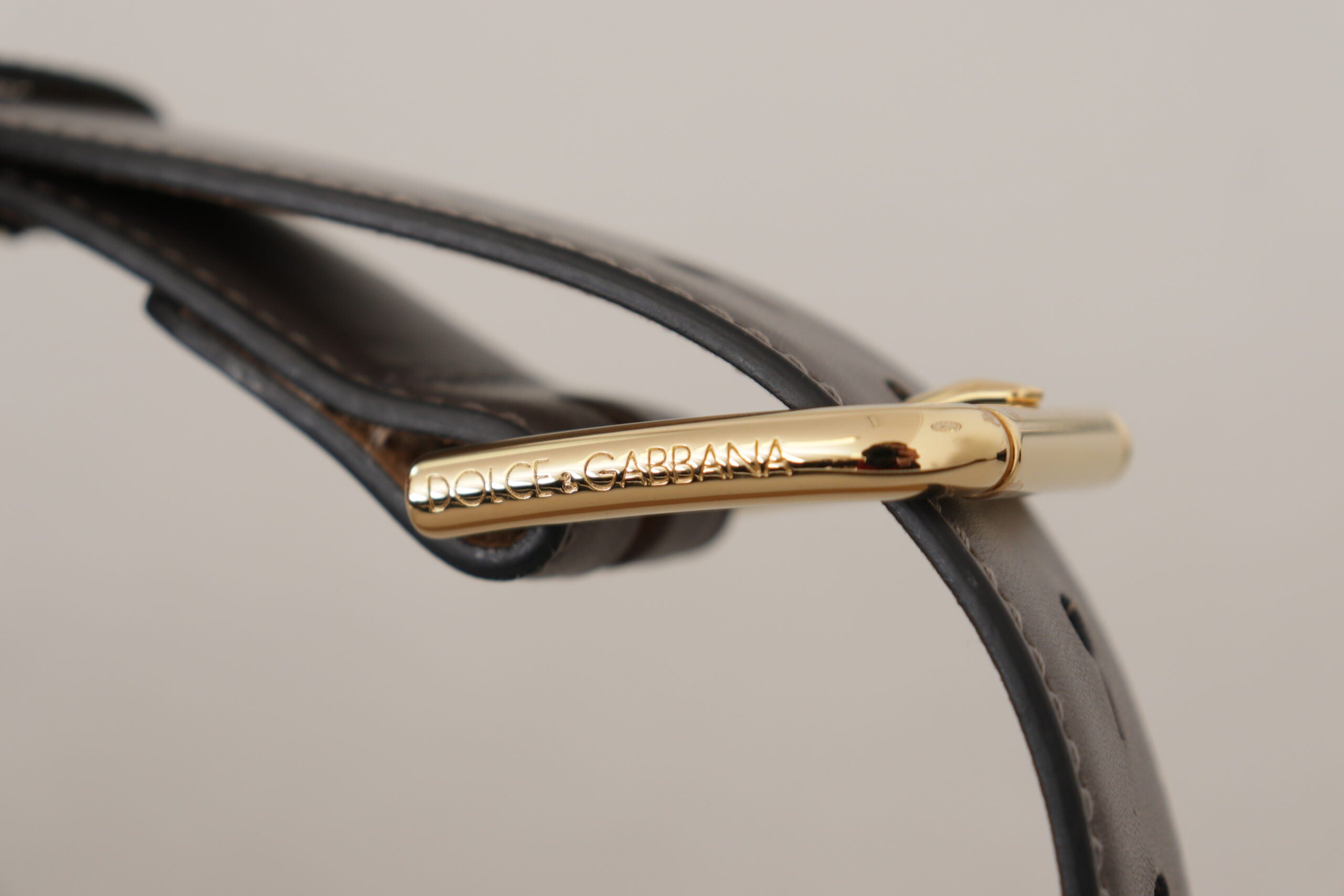 Dolce & Gabbana grey calfskin leather belt with gold metal logo buckle-5