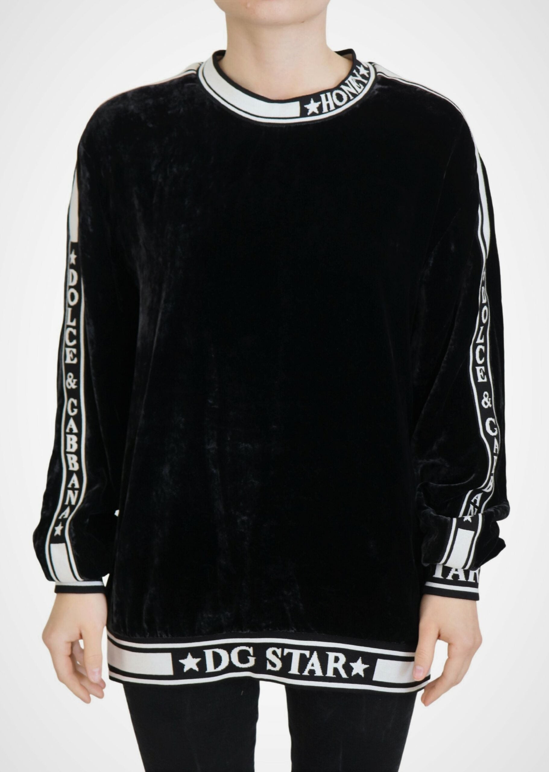 Suéter de cuello redondo de terciopelo negro de Dolce & Gabbana-1