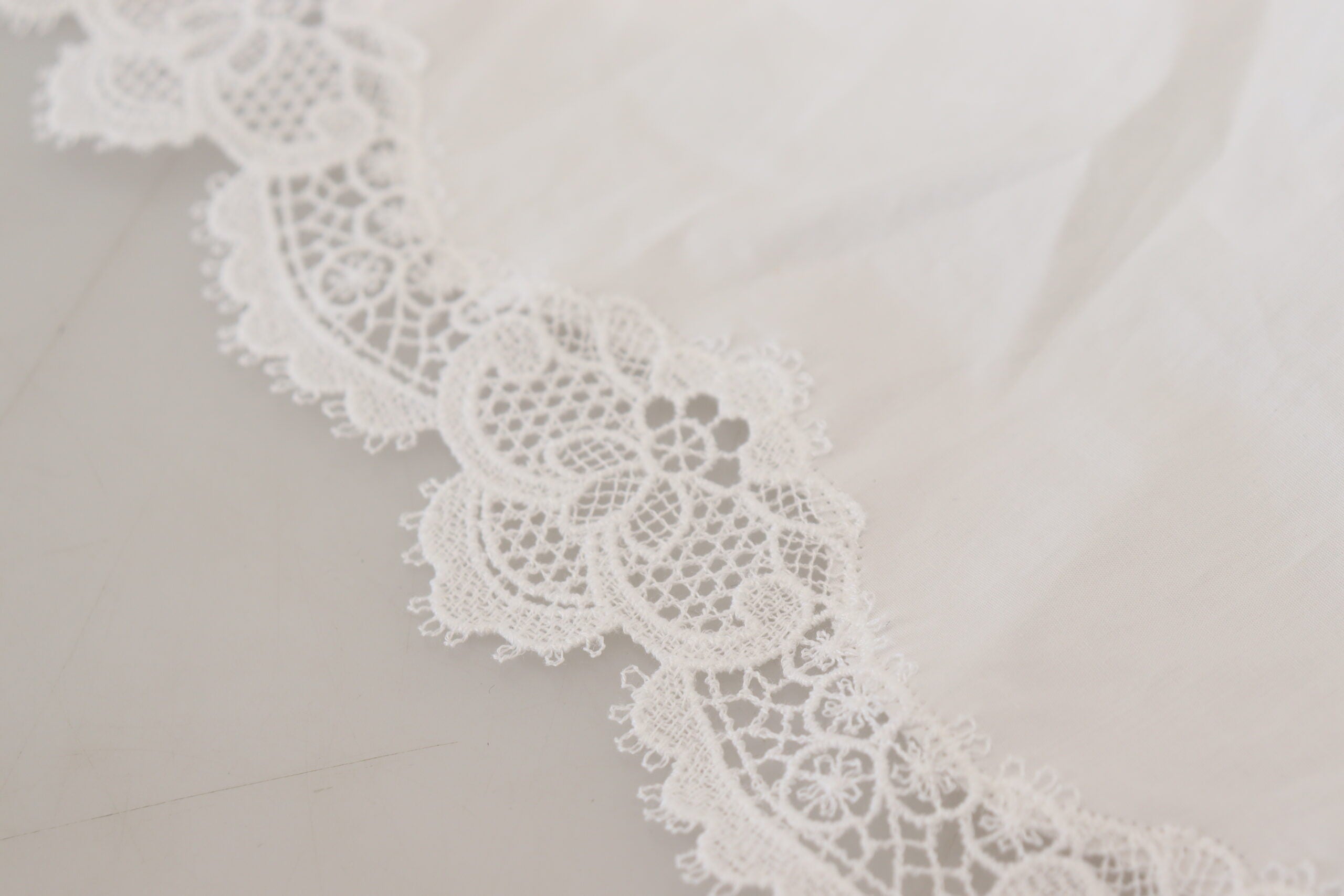 Dolce & Gabbana White cotton roll neck blouse with lace trim-7