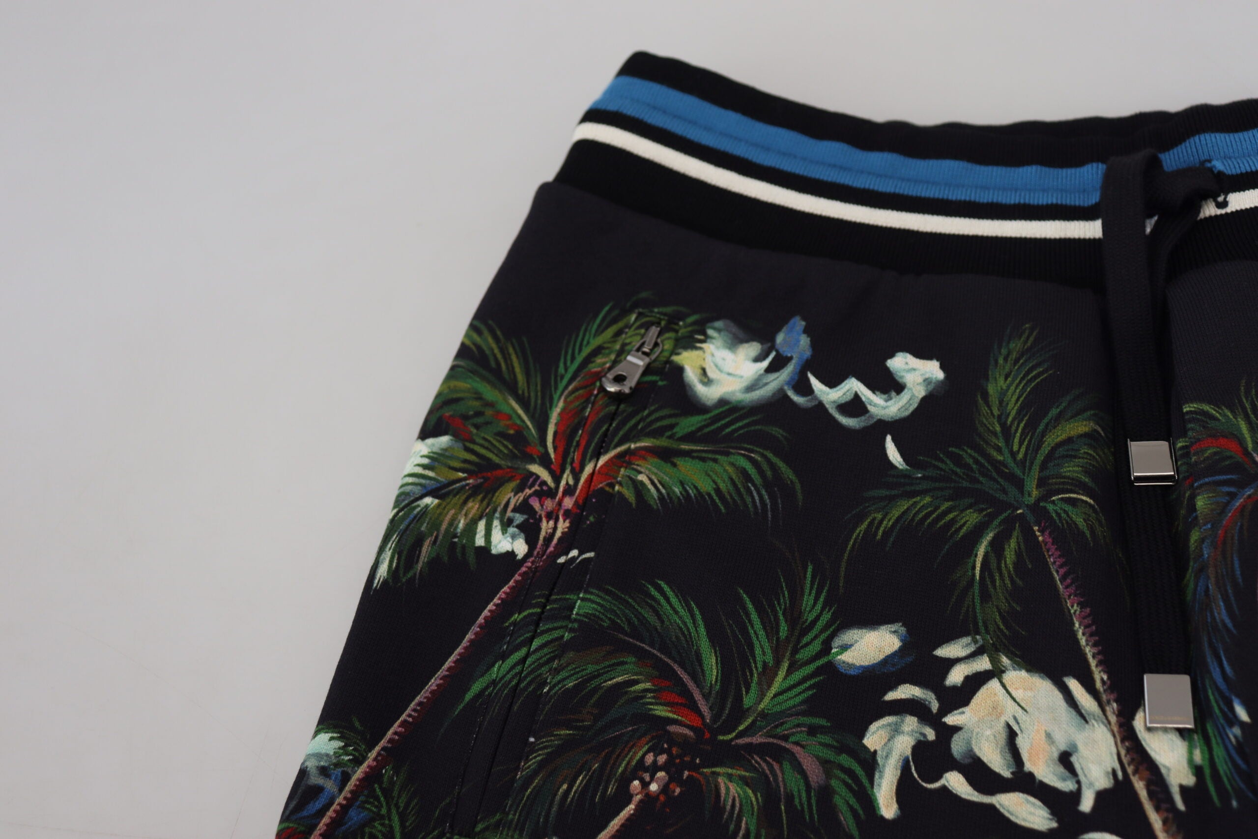 Dolce & Gabbana Schwarze Baumwoll-Shorts mit Vulkandruck-6