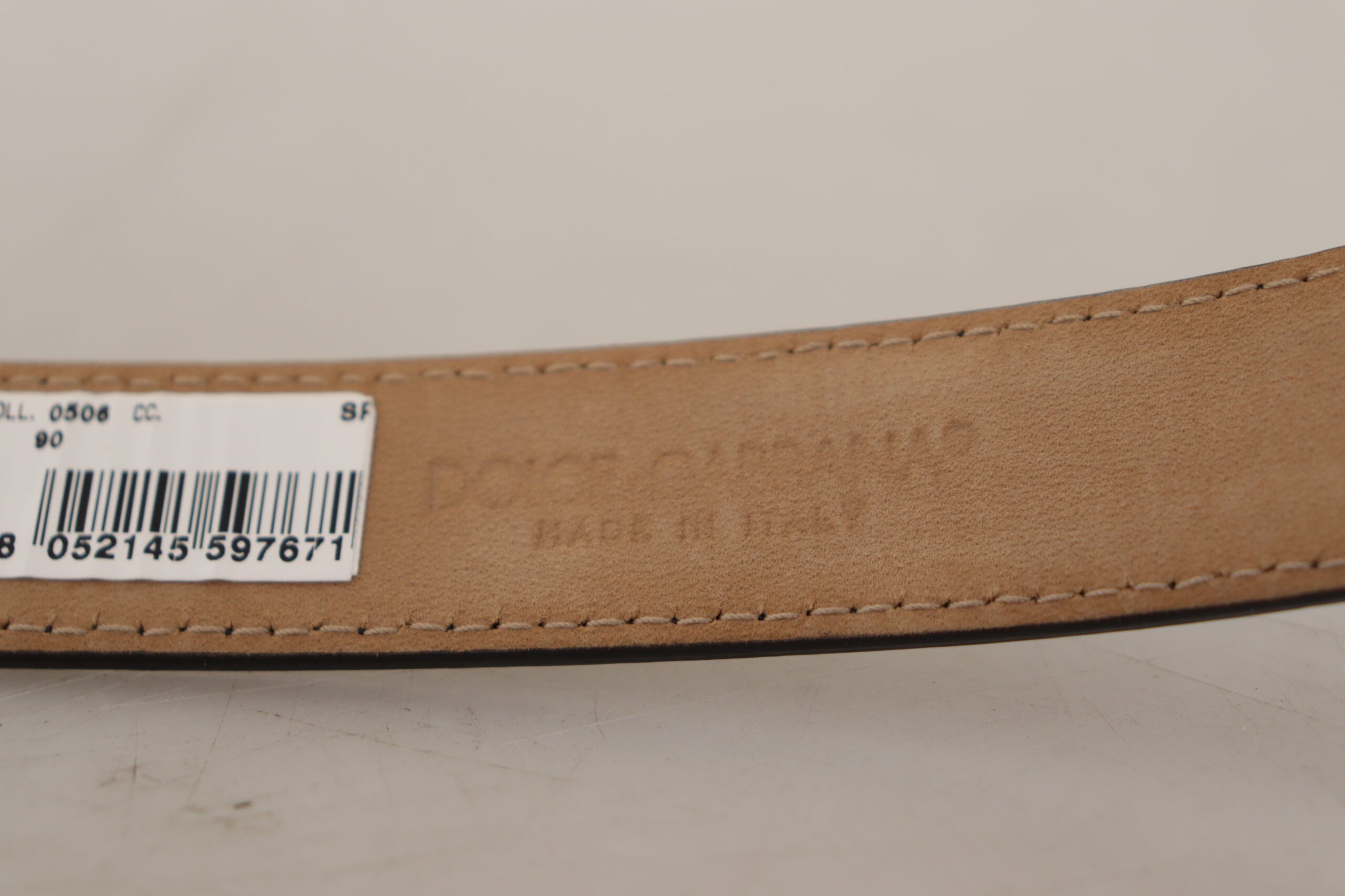 Dolce & Gabbana black calfskin leather belt with engraved logo and metal buckle-4