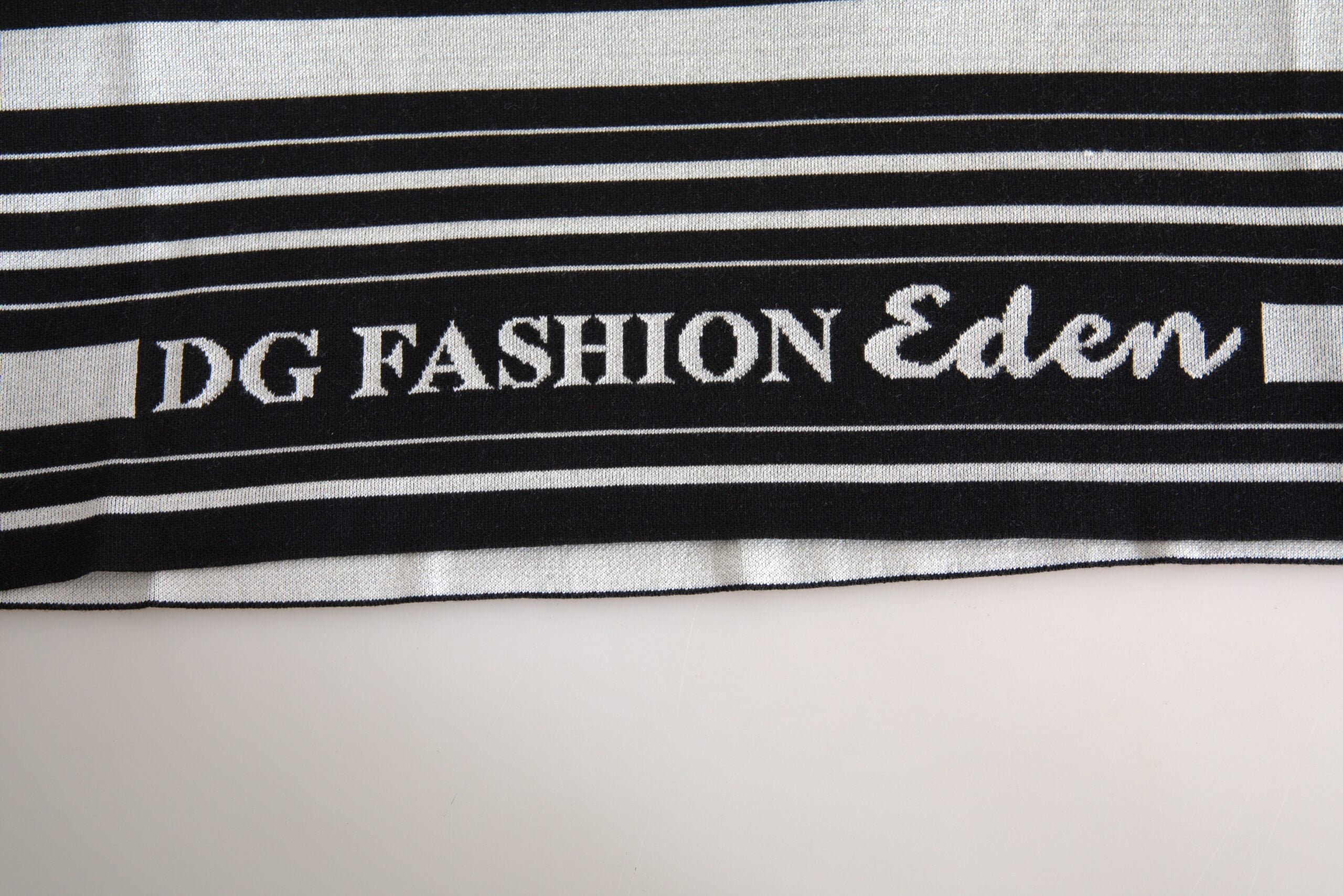 Dolce & Gabbana Weißes Baumwolle DG Mode Rundhals T-Shirt-1