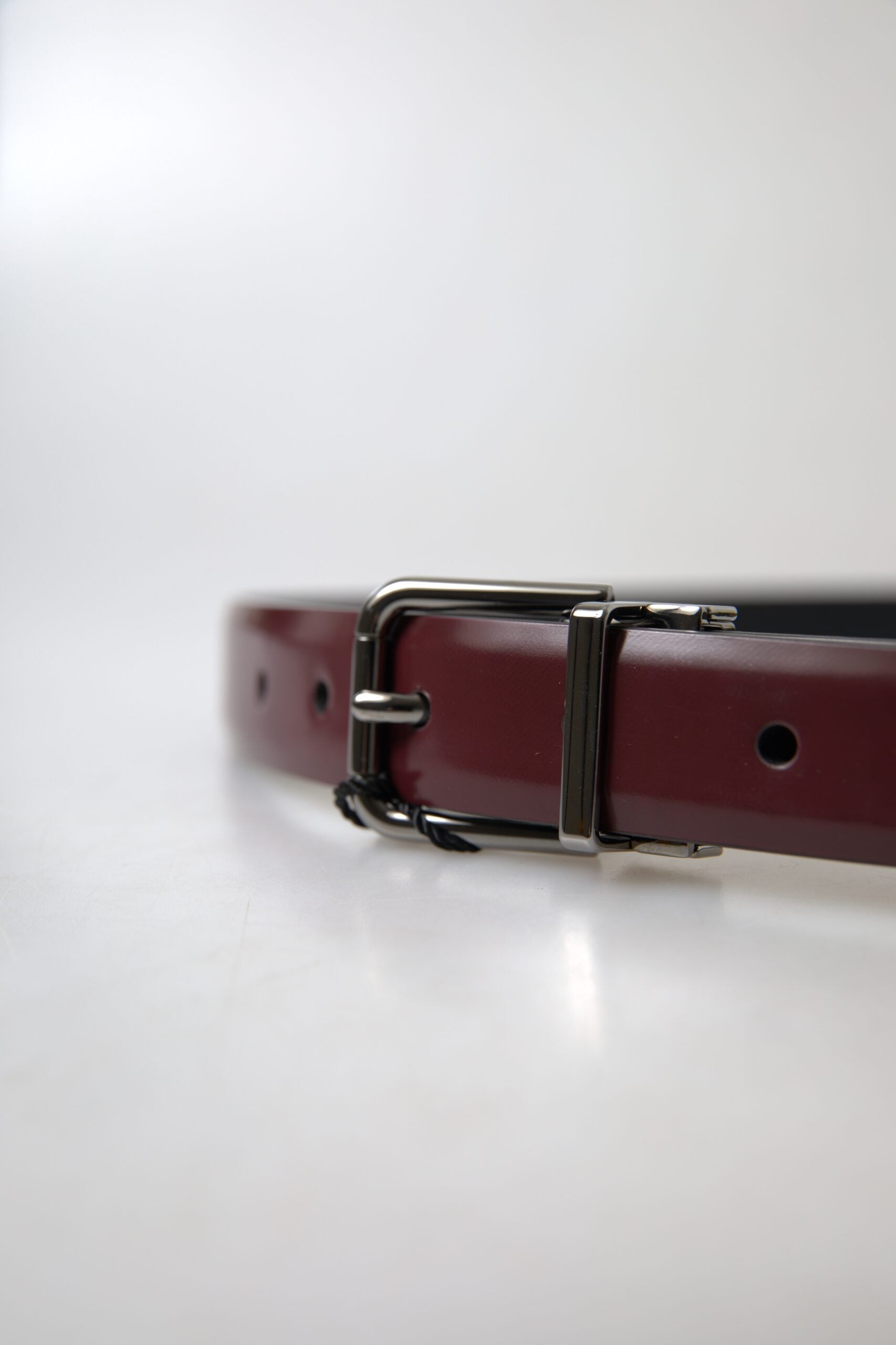 Dolce & Gabbana Bordeaux-colored leather belt with silver metal buckle-3