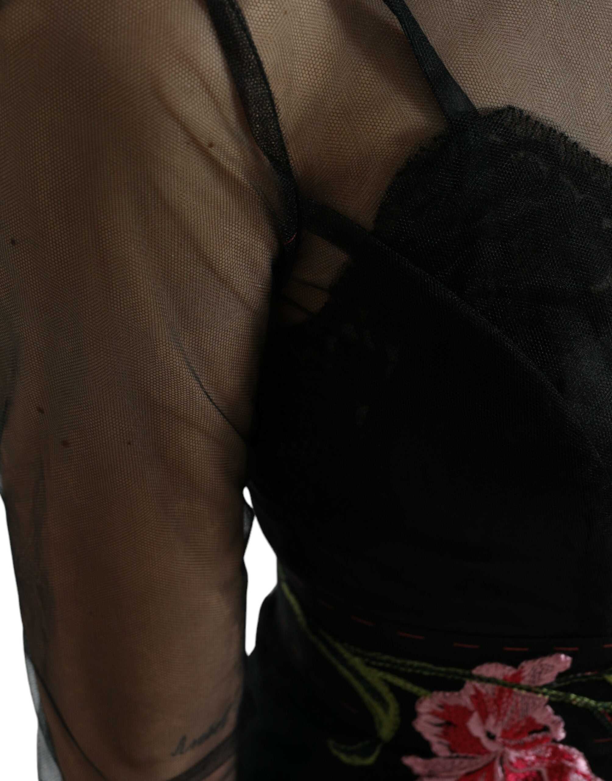 Dolce & Gabbana black dress with floral embroidery made of mesh tulle-5