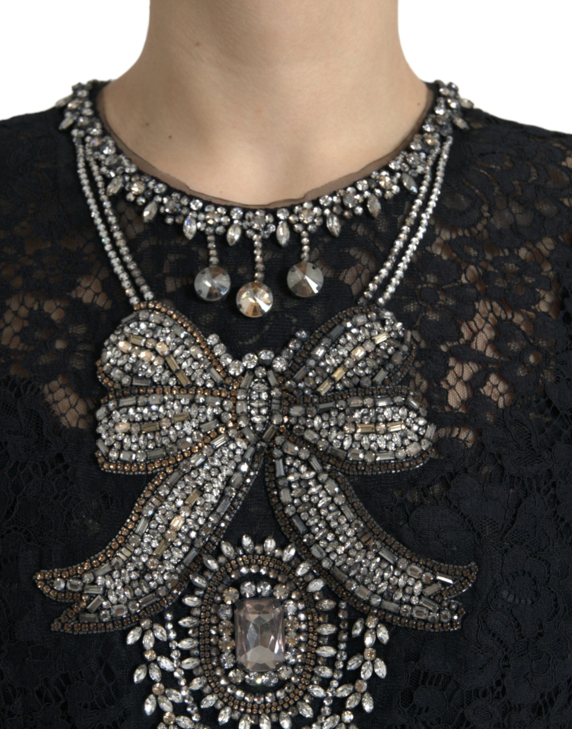 Dolce & Gabbana Schwarzes Etuikleid aus Spitze mit Kristallverzierung-4