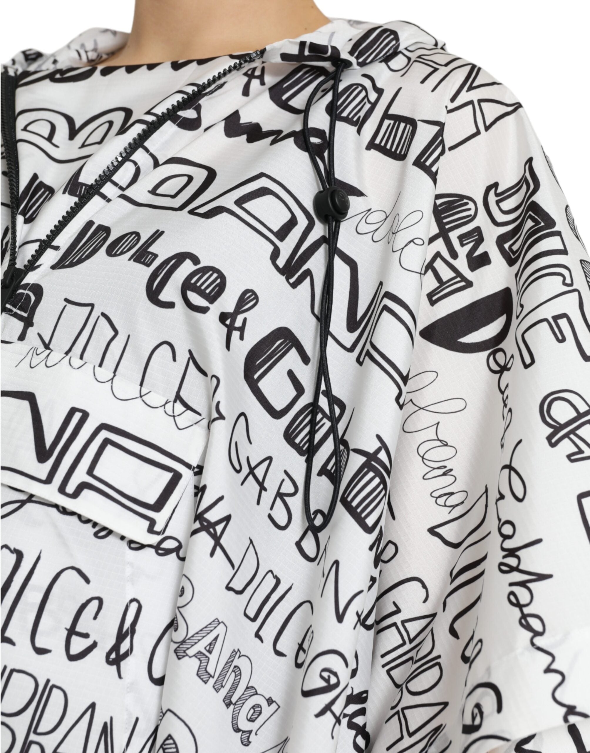 Camiseta blanca tipo blusón con estampado de logotipo y capucha de Dolce & Gabbana-5