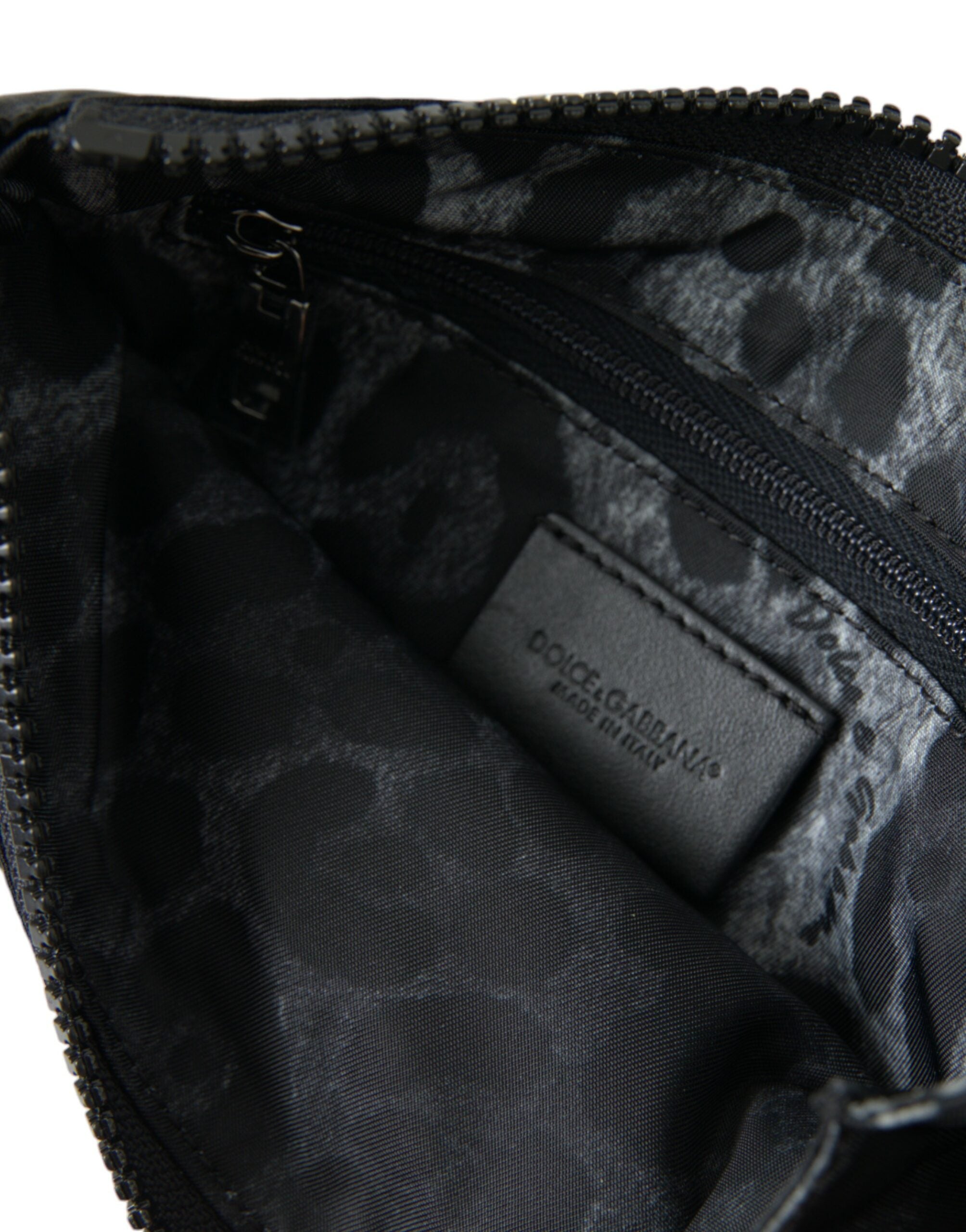 Dolce & Gabbana Schwarzes Nylon Logo Plaque Schlüsselanhänger Beutel Clutch Taschen-7