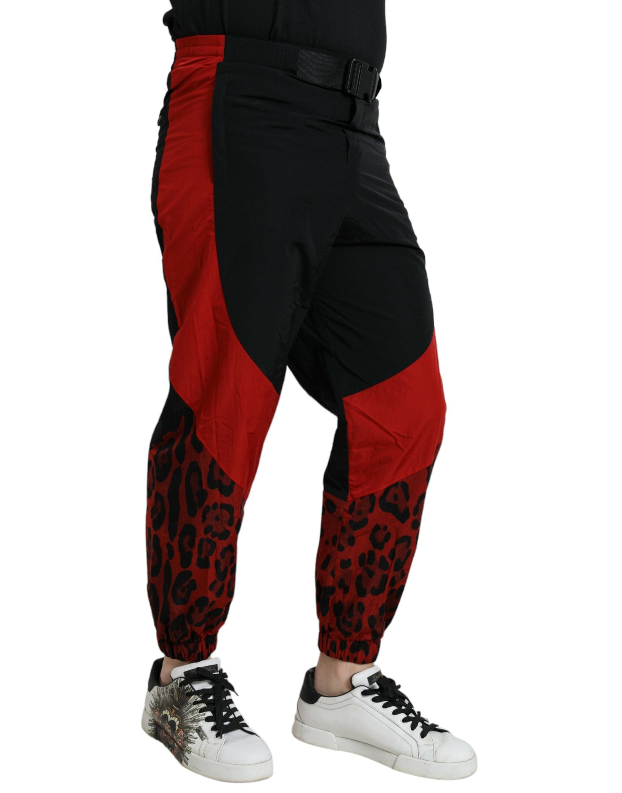 Dolce & Gabbana Schwarz-Rot Leopard Print Nylon Jogger Hose-3
